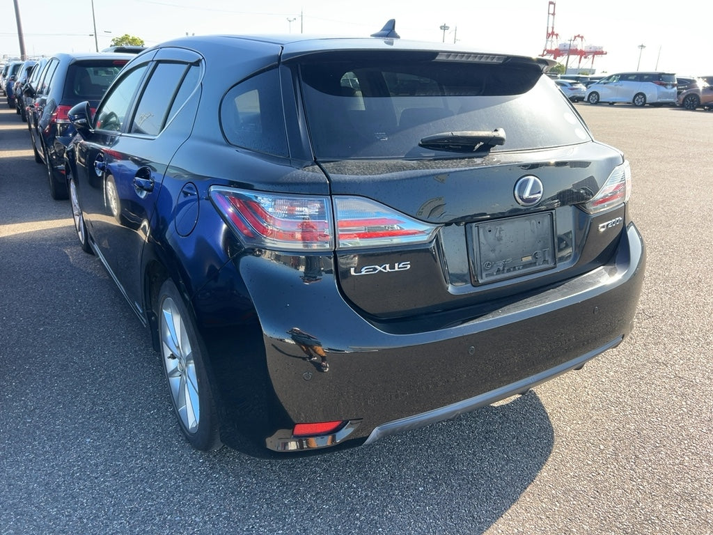 2012 Lexus CT200h | Hybrid | Automatic | 135,000km | Black