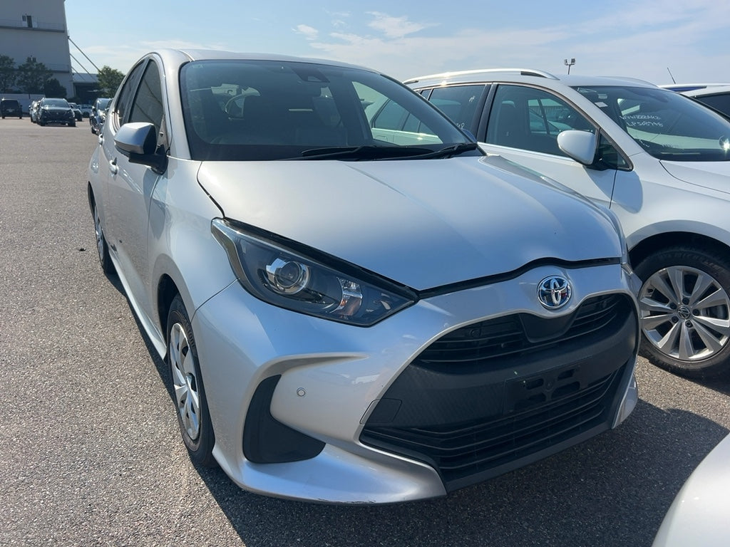 2021 Toyota Yaris Hybrid X | 1.5 Hybrid | Automatic | 116,000km | Silver