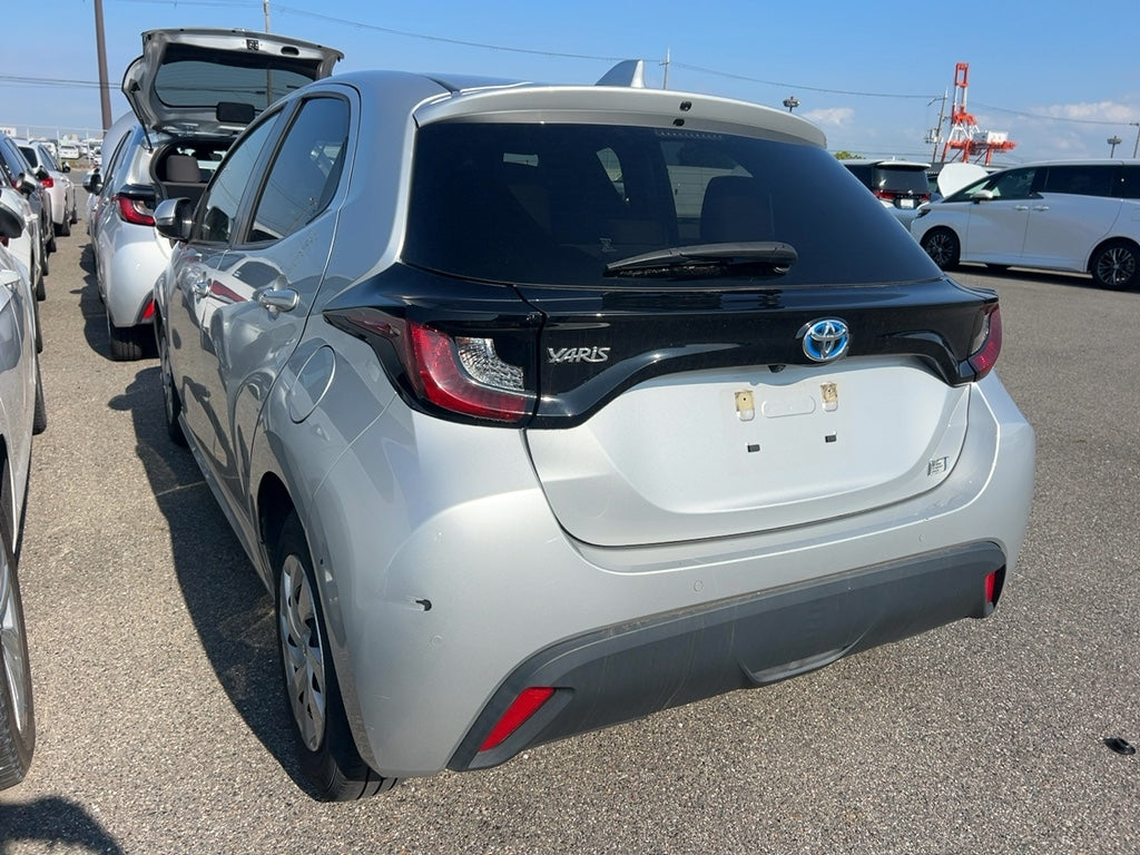2021 Toyota Yaris Hybrid X | 1.5 Hybrid | Automatic | 116,000km | Silver