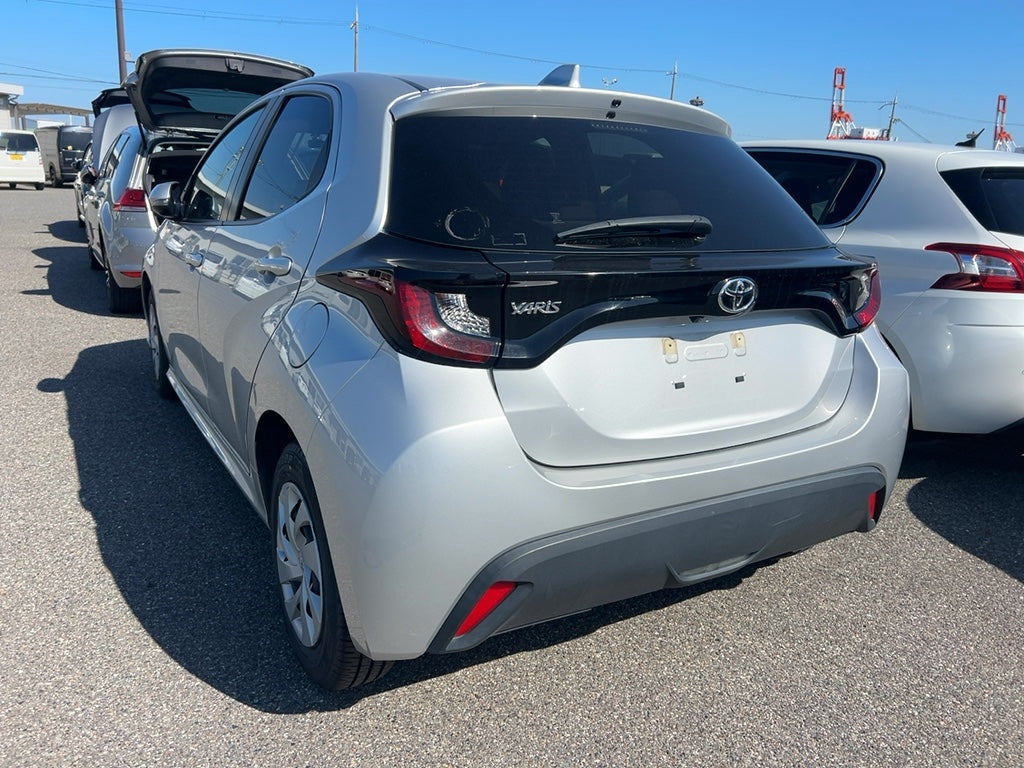 2022 Toyota Yaris X | 1.0L Petrol | Automatic | 112,000km | Silver