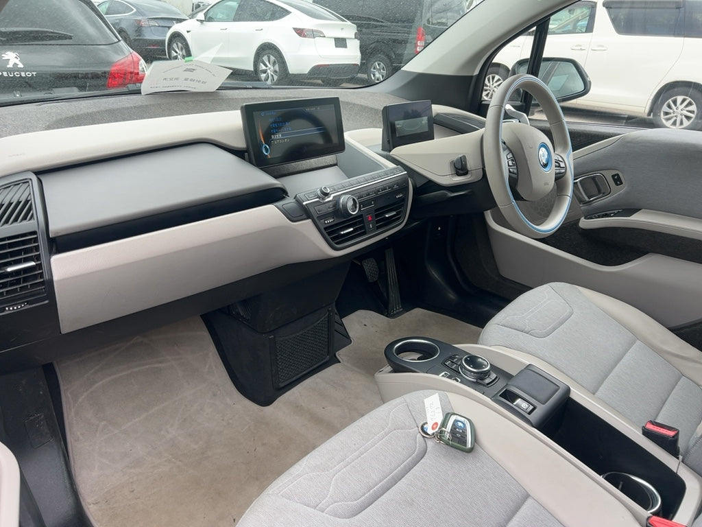 2015 BMW I3 BASE GRADE | FULL ELECTRIC | 72,000KM