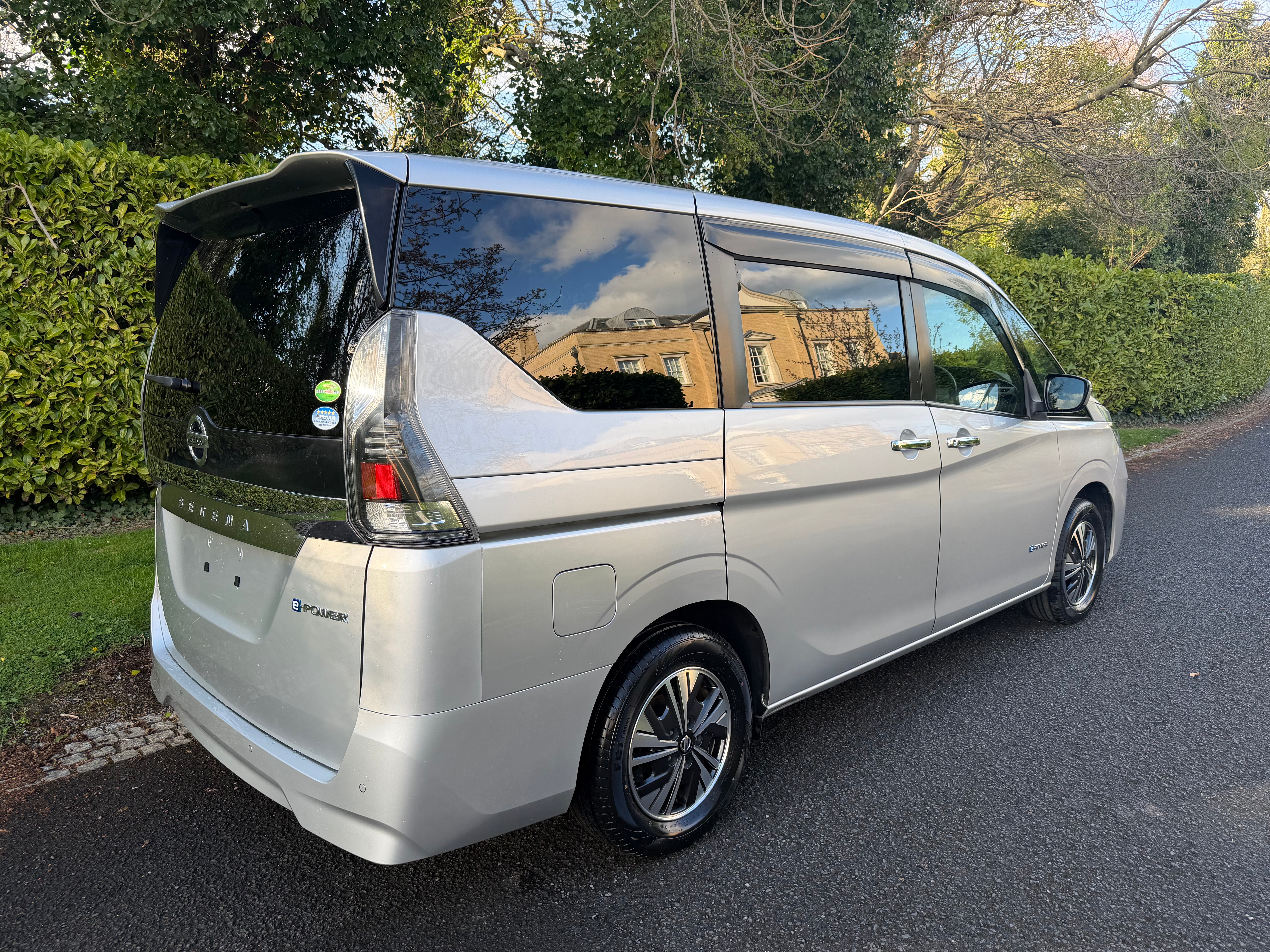 2020 Nissan Serena 1.2 e-POWER Hybrid – 7 Seater €18,950