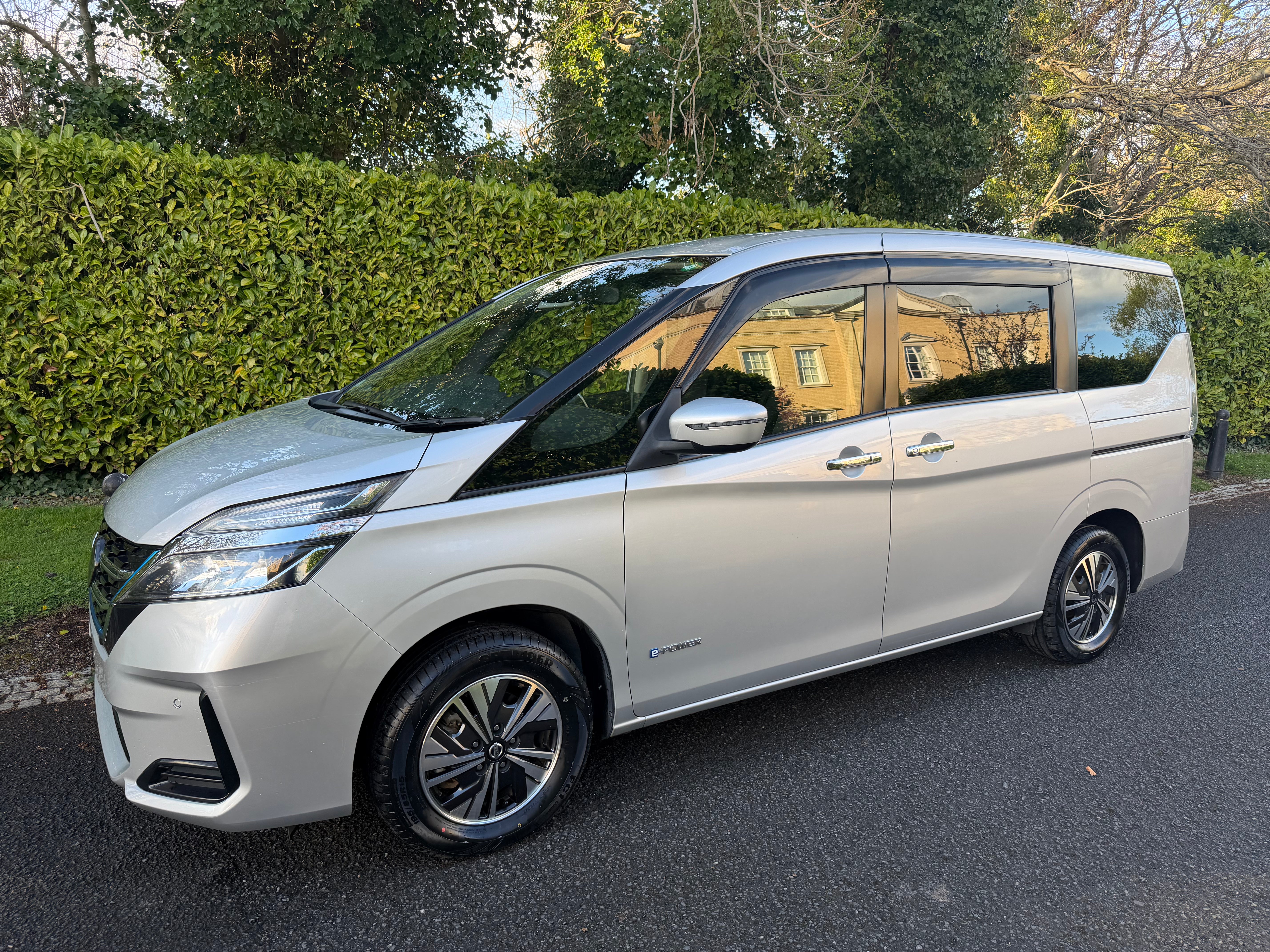 2020 Nissan Serena 1.2 e-POWER Hybrid – 7 Seater €18,950