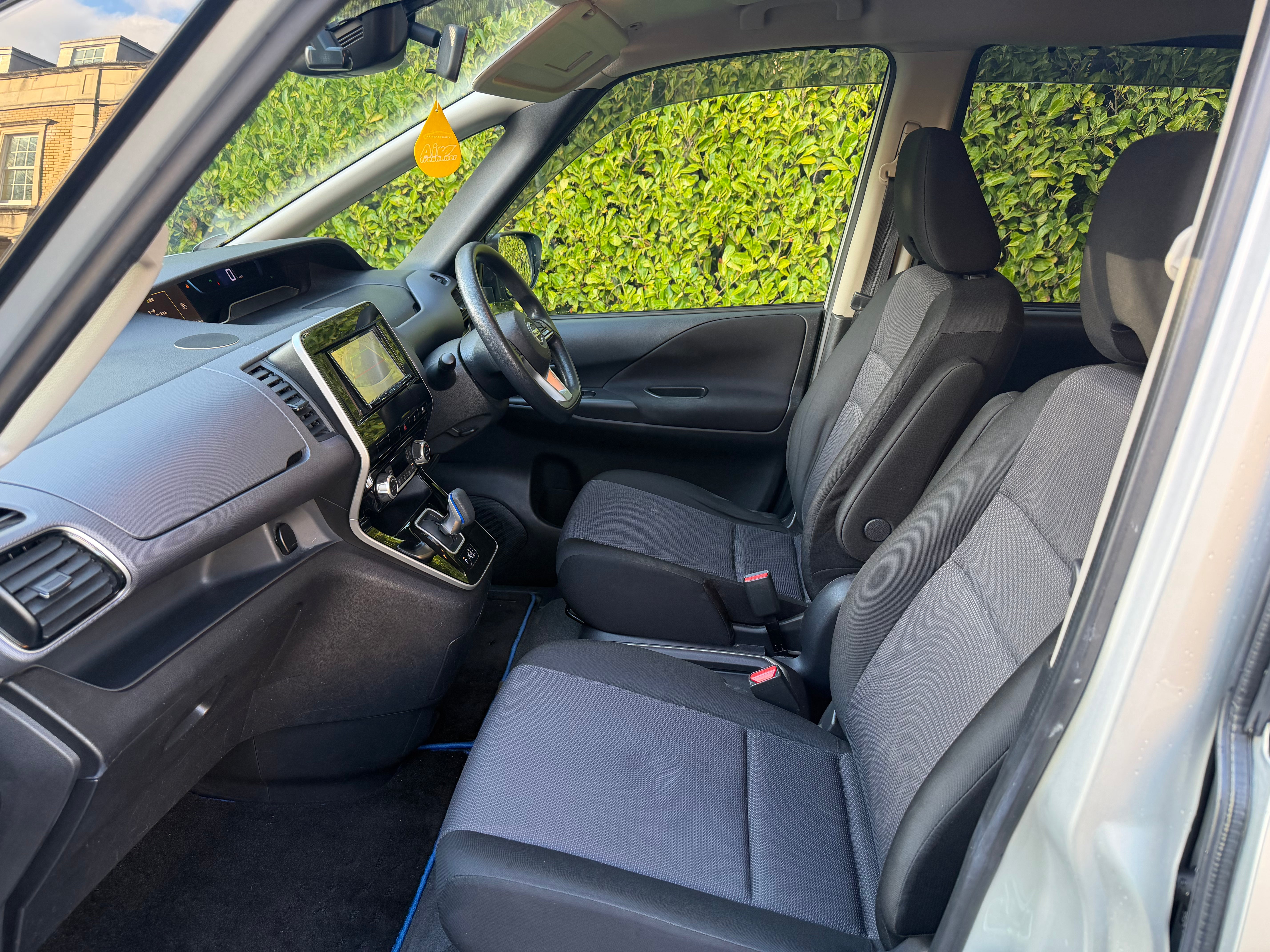 2020 Nissan Serena 1.2 e-POWER Hybrid – 7 Seater €18,950