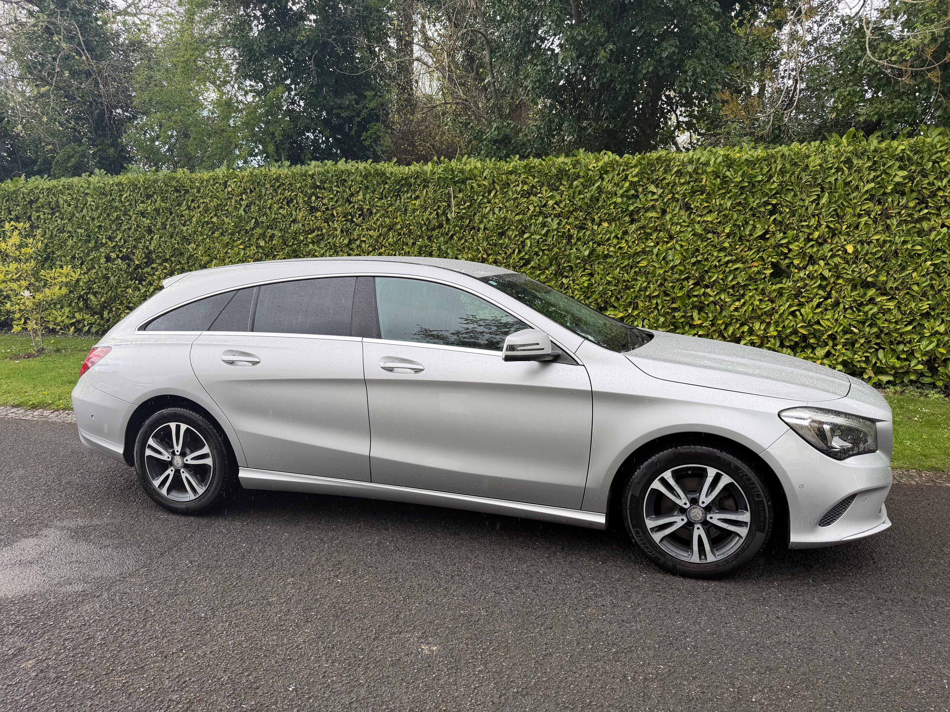 2017 Mercedes-Benz CLA Shooting Brake AMG - Auto - €12,950