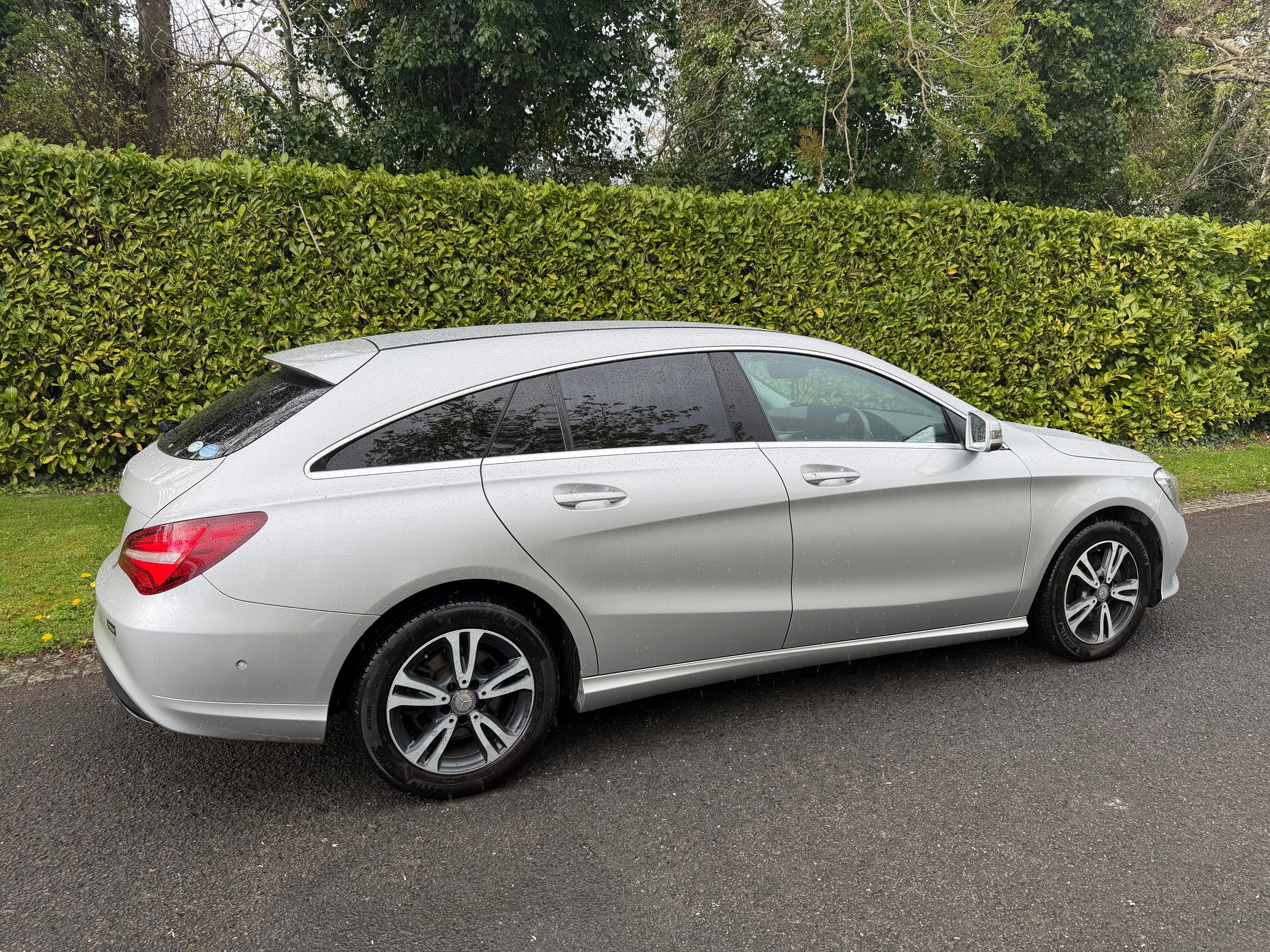 2017 Mercedes-Benz CLA Shooting Brake AMG - Auto - €12,950