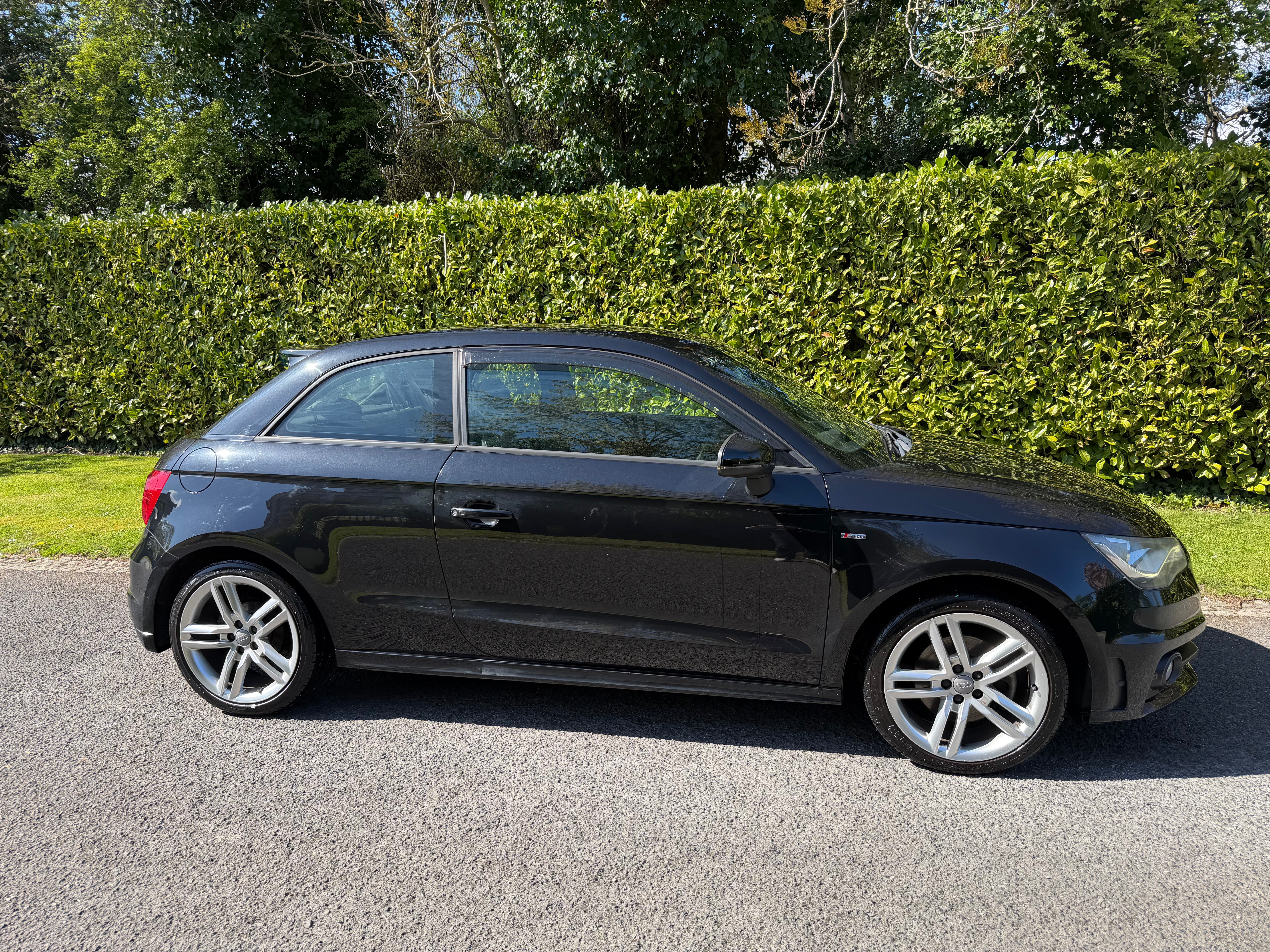 2017 Mercedes-Benz CLA Shooting Brake AMG - Auto - €12,950