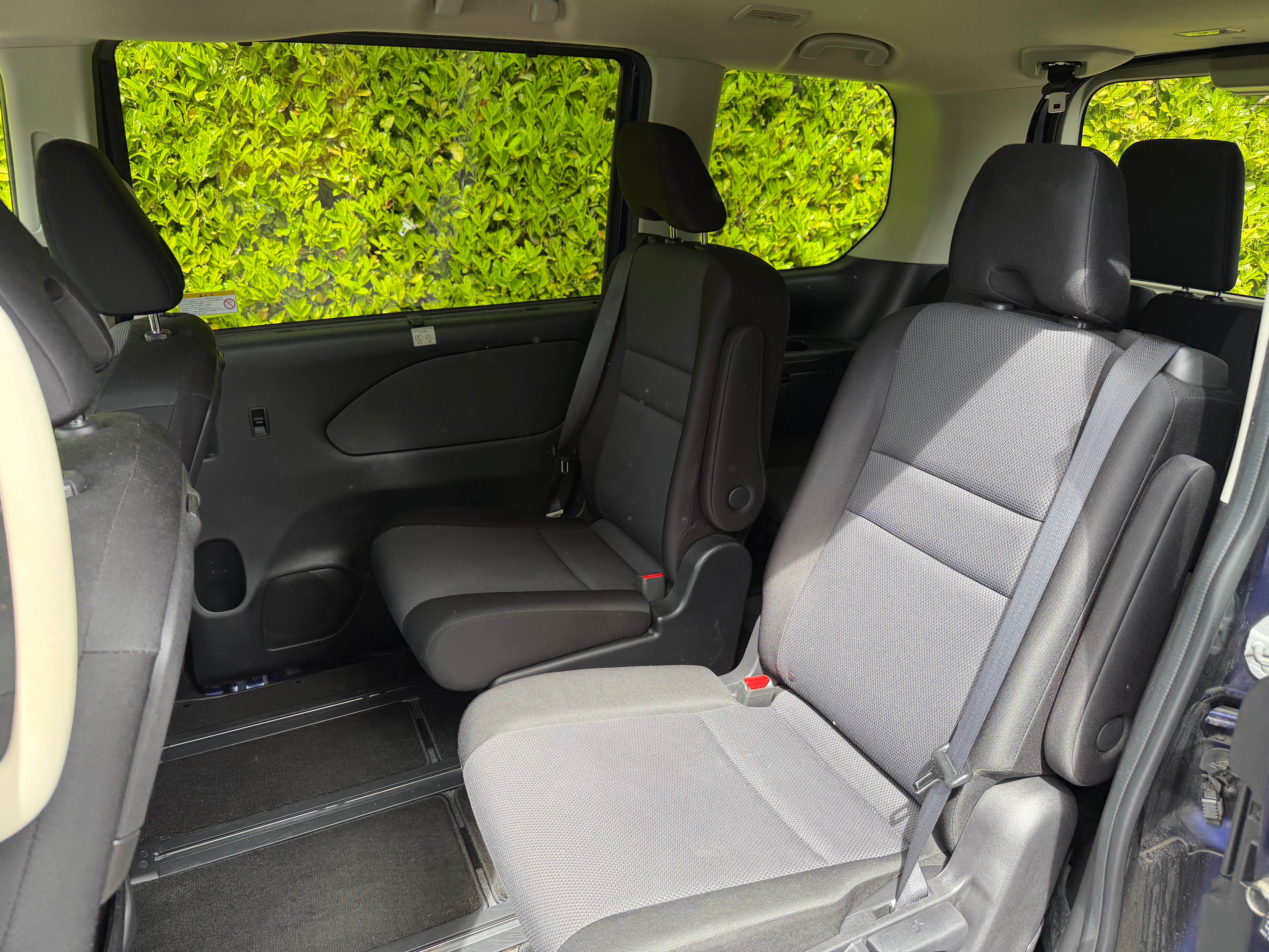 2020 Nissan Serena 1.2 e-POWER Hybrid – 7 Seater €16,950