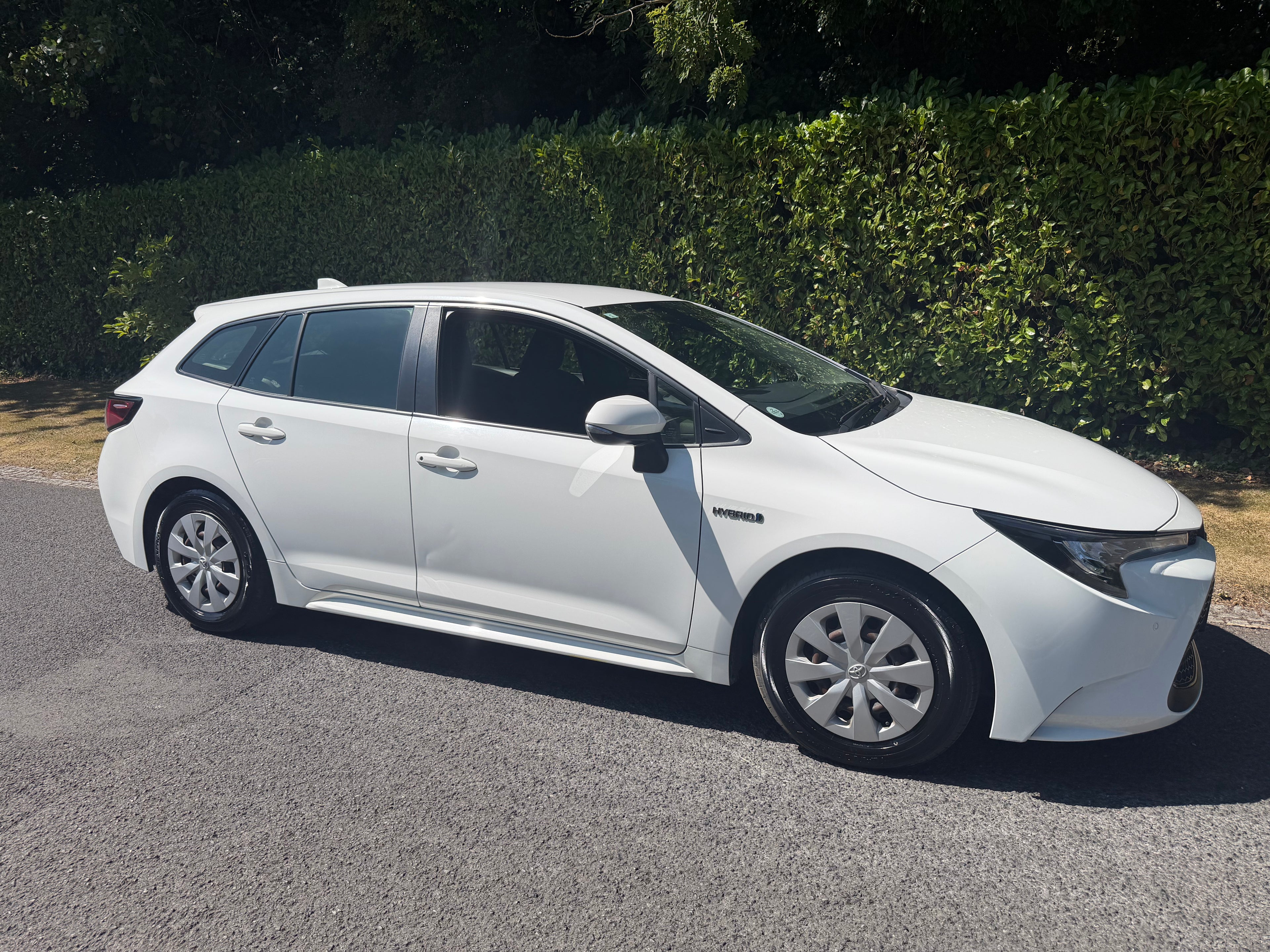 2020 Toyota Corolla Hybrid GX Estate – Automatic – €14,950