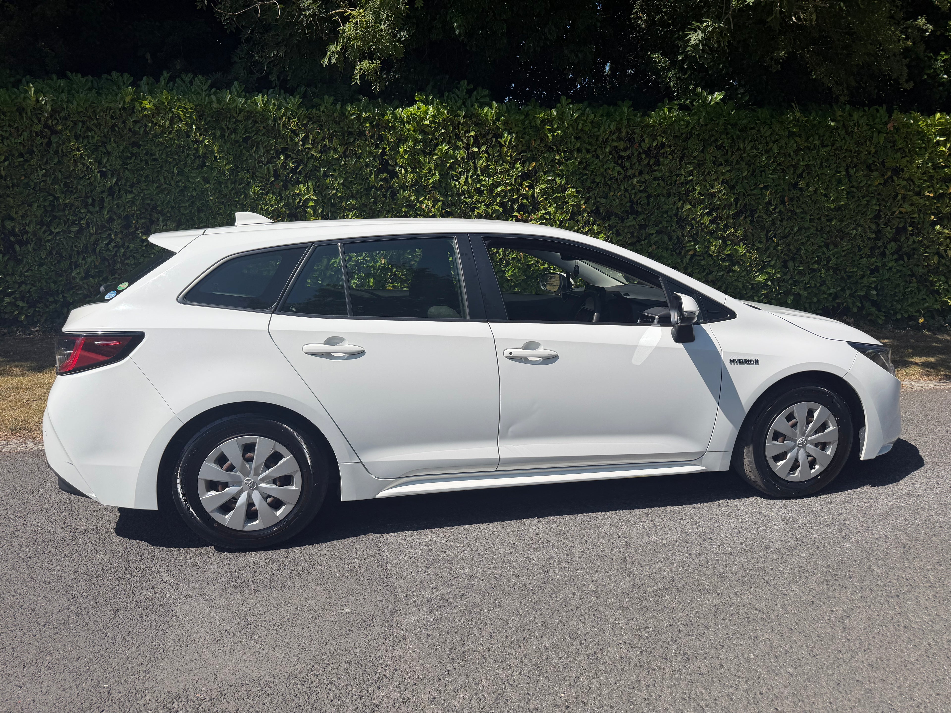 2020 Toyota Corolla Hybrid GX Estate – Automatic – €14,950