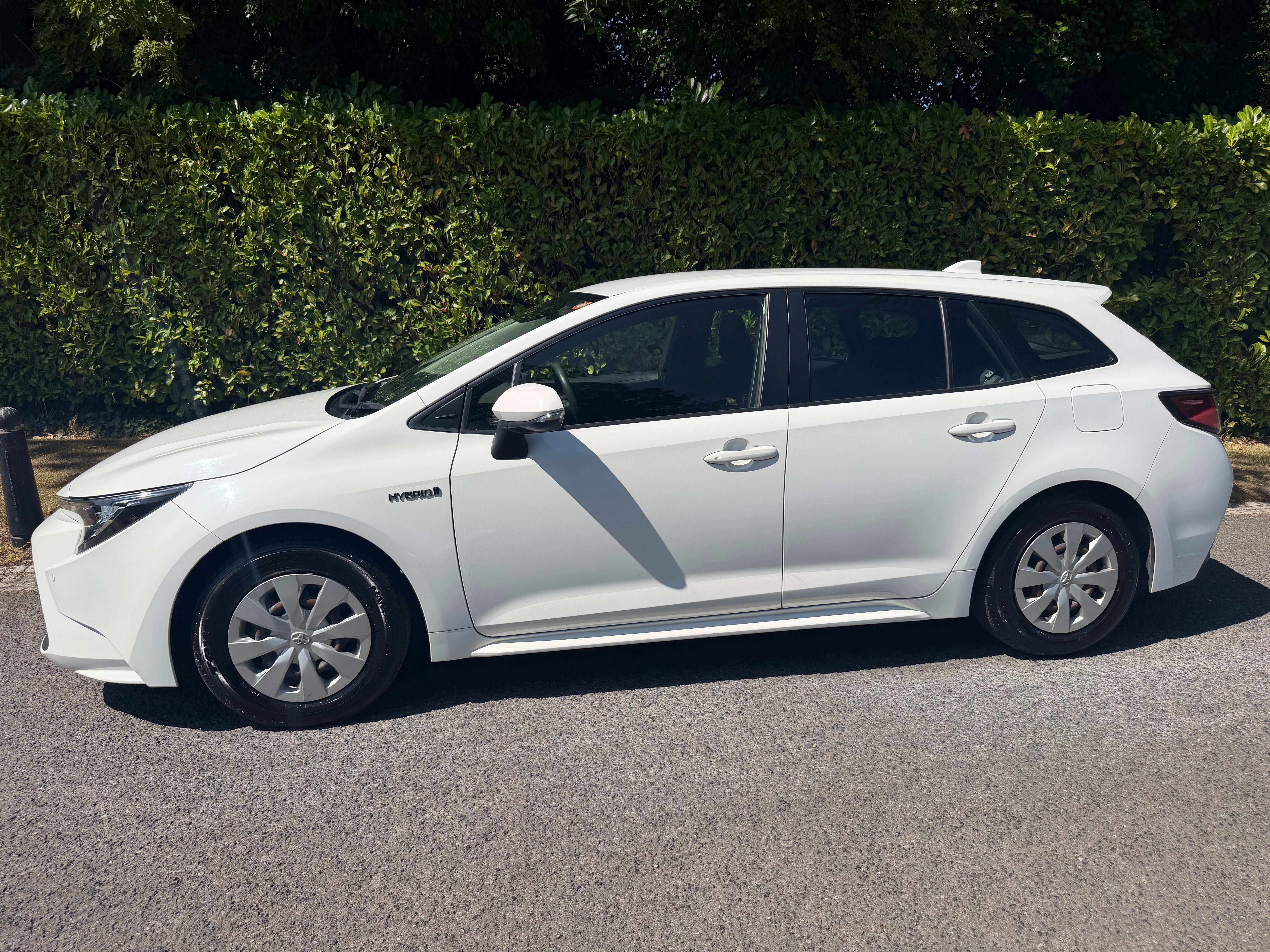 2020 Toyota Corolla Hybrid GX Estate – Automatic – €14,950