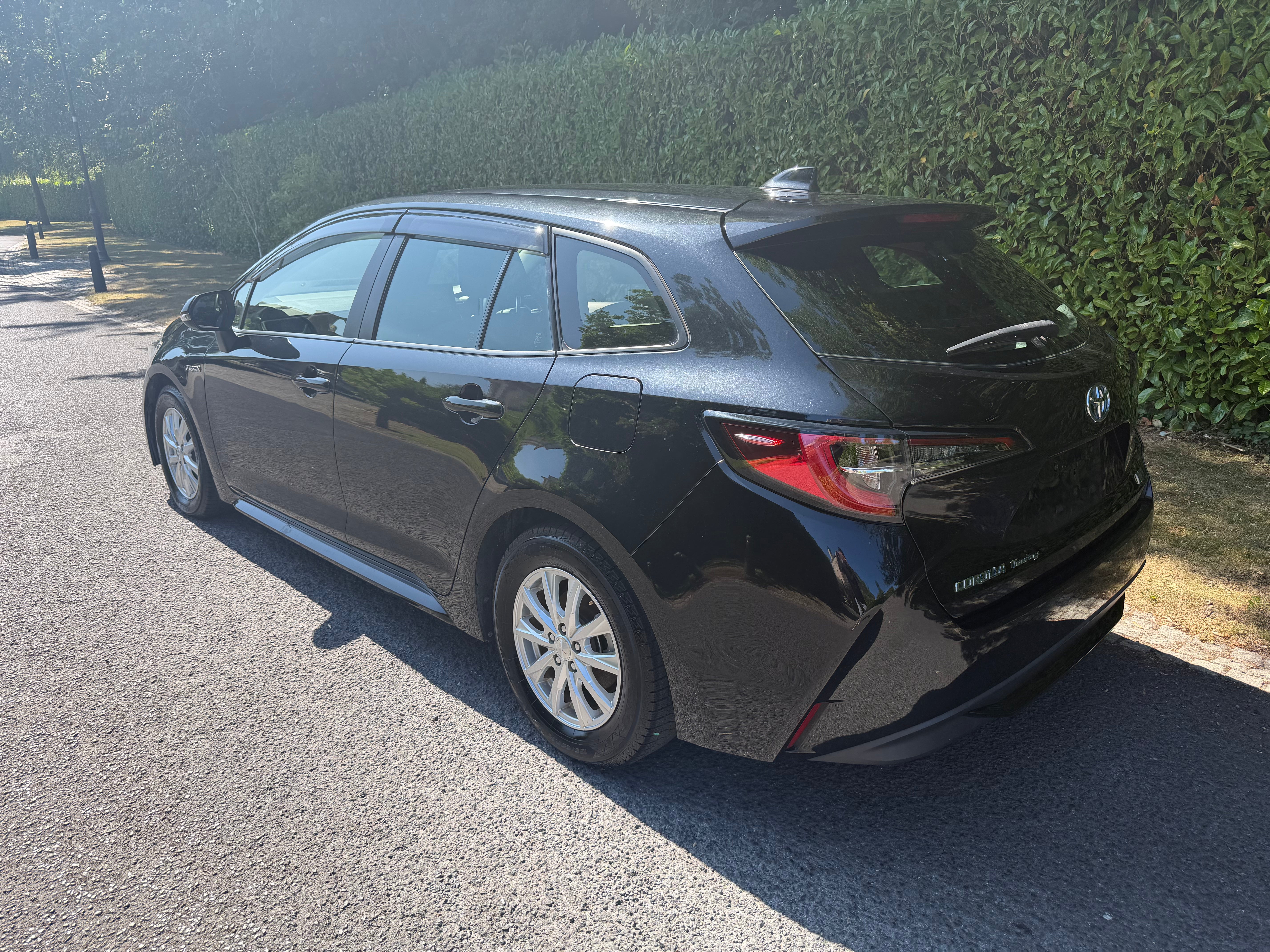 2020 Toyota Corolla Hybrid GX Estate – Black – Automatic – €14,950