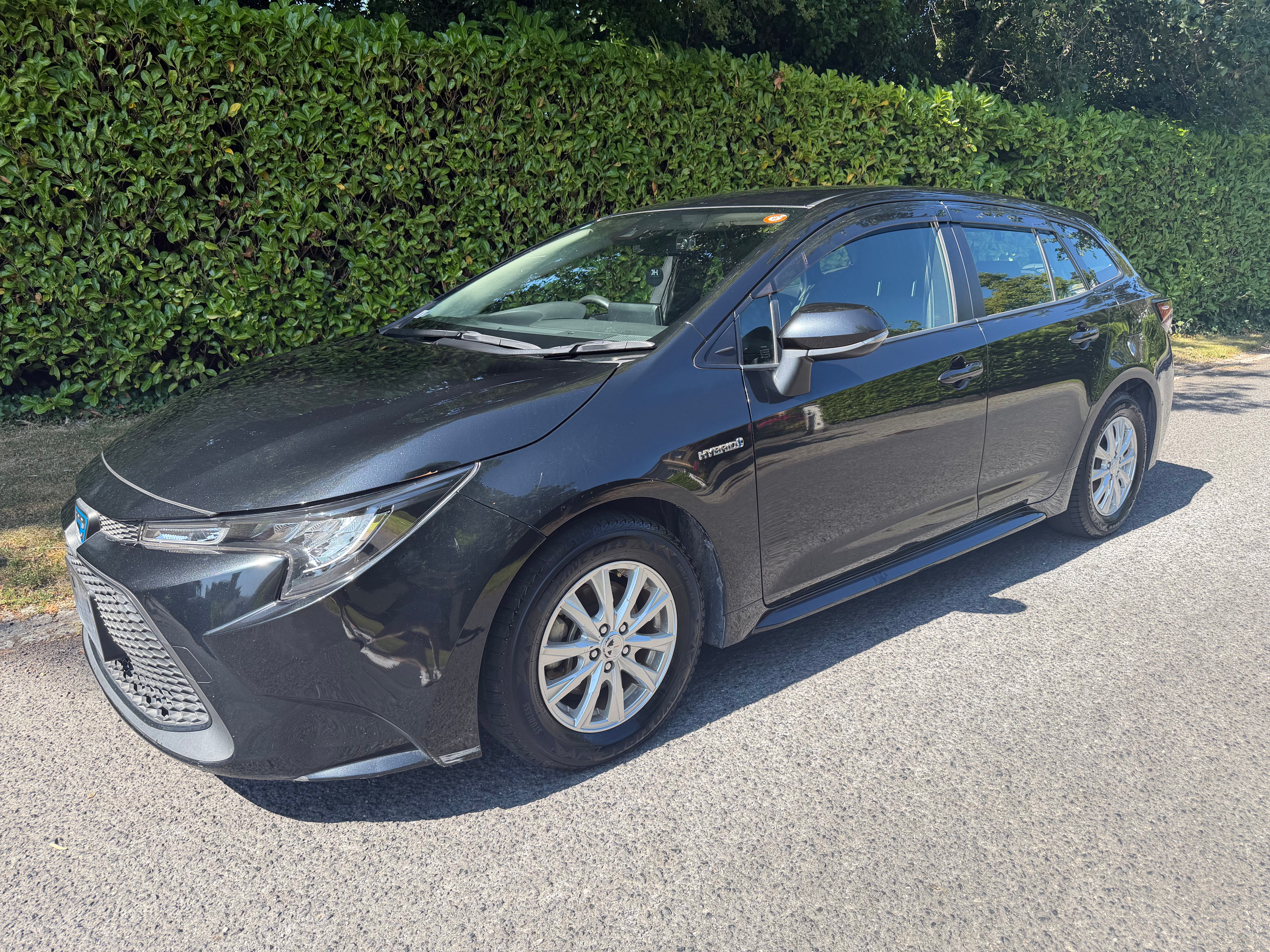 2020 Toyota Corolla Hybrid GX Estate – Black – Automatic – €14,950