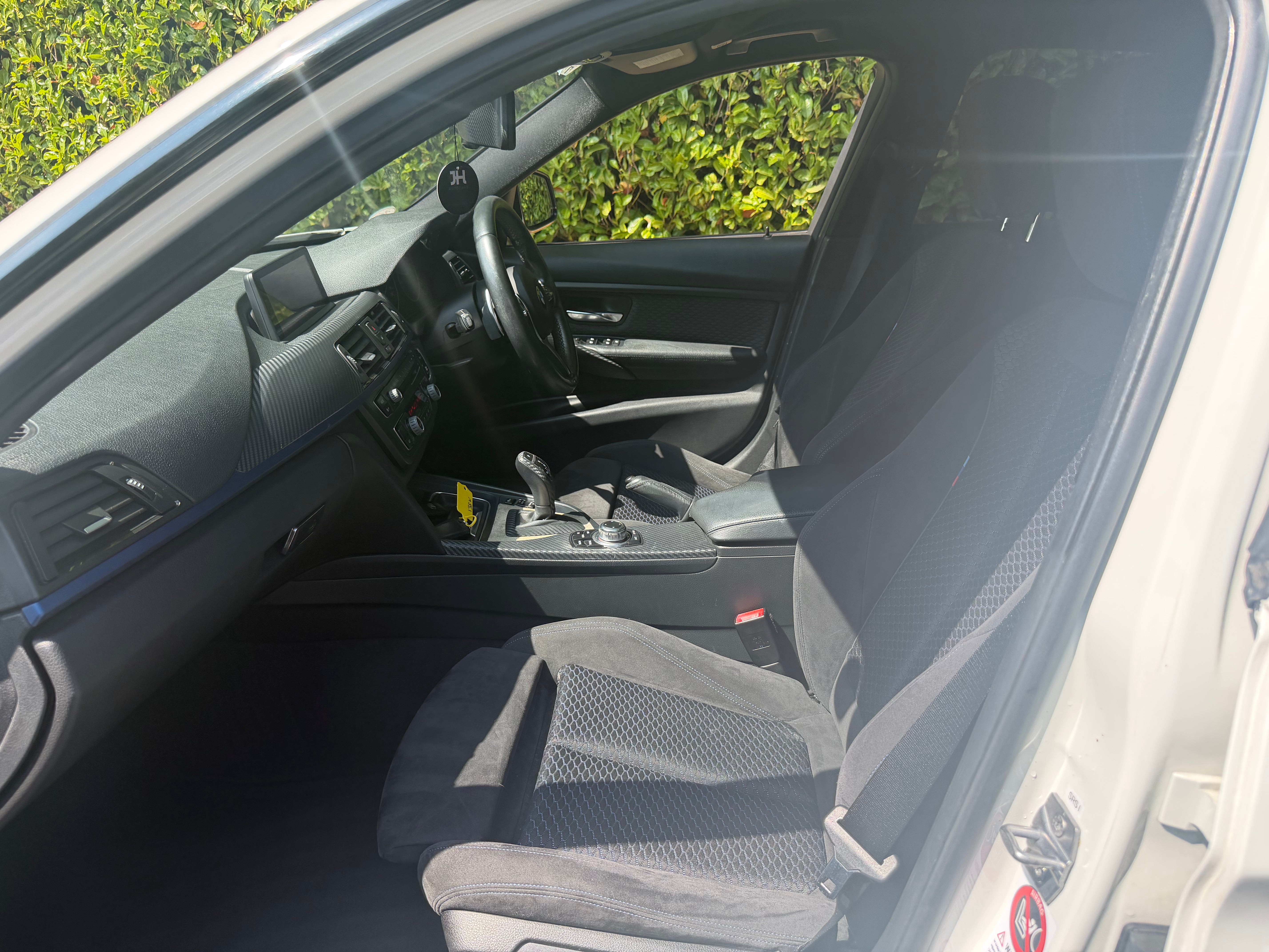 2013 BMW 320d M Sport Saloon – Alpine White - €12,450