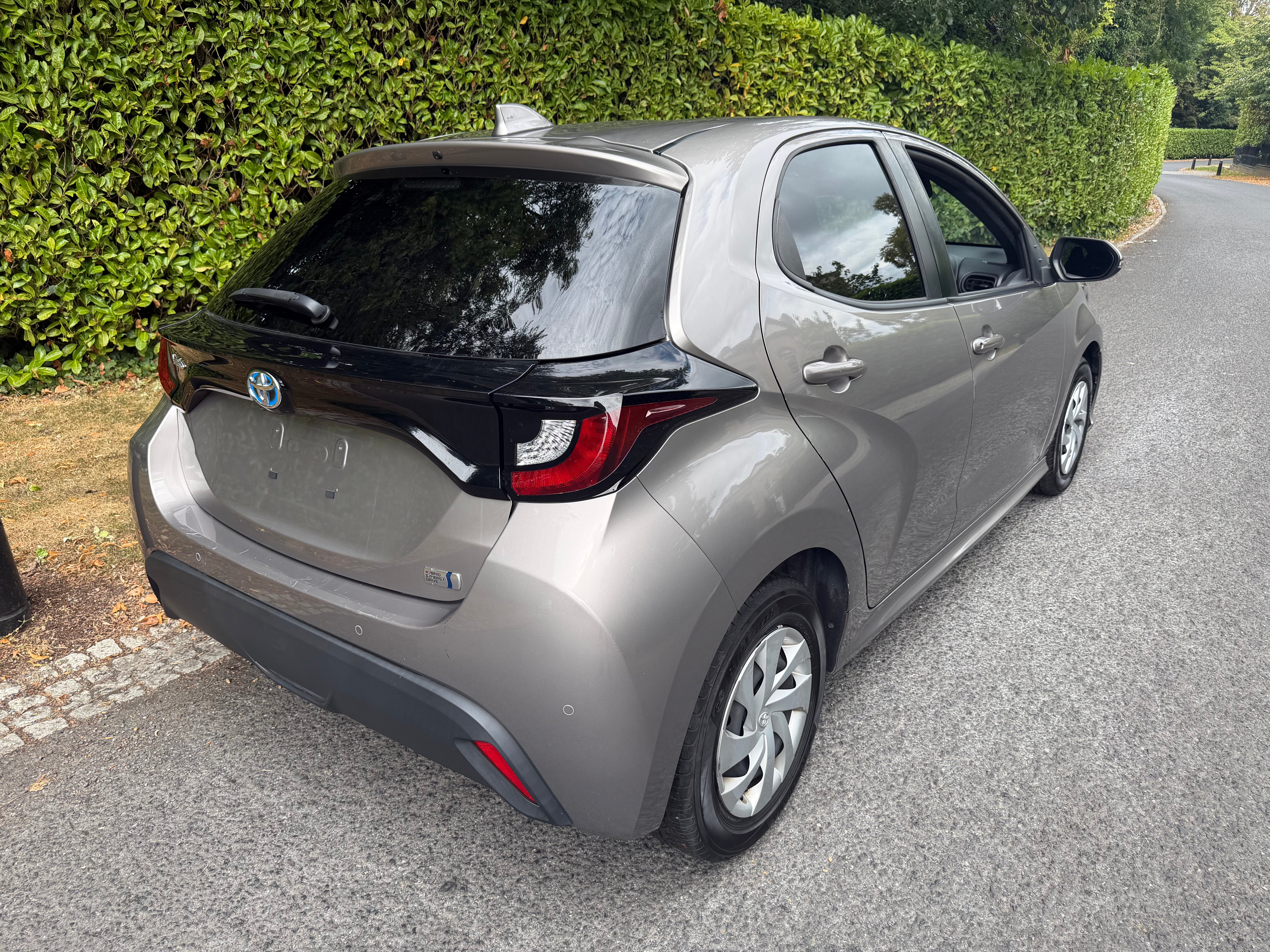 2021 Toyota Yaris 1.0 Automatic - Only 78,000 KM -€12,950