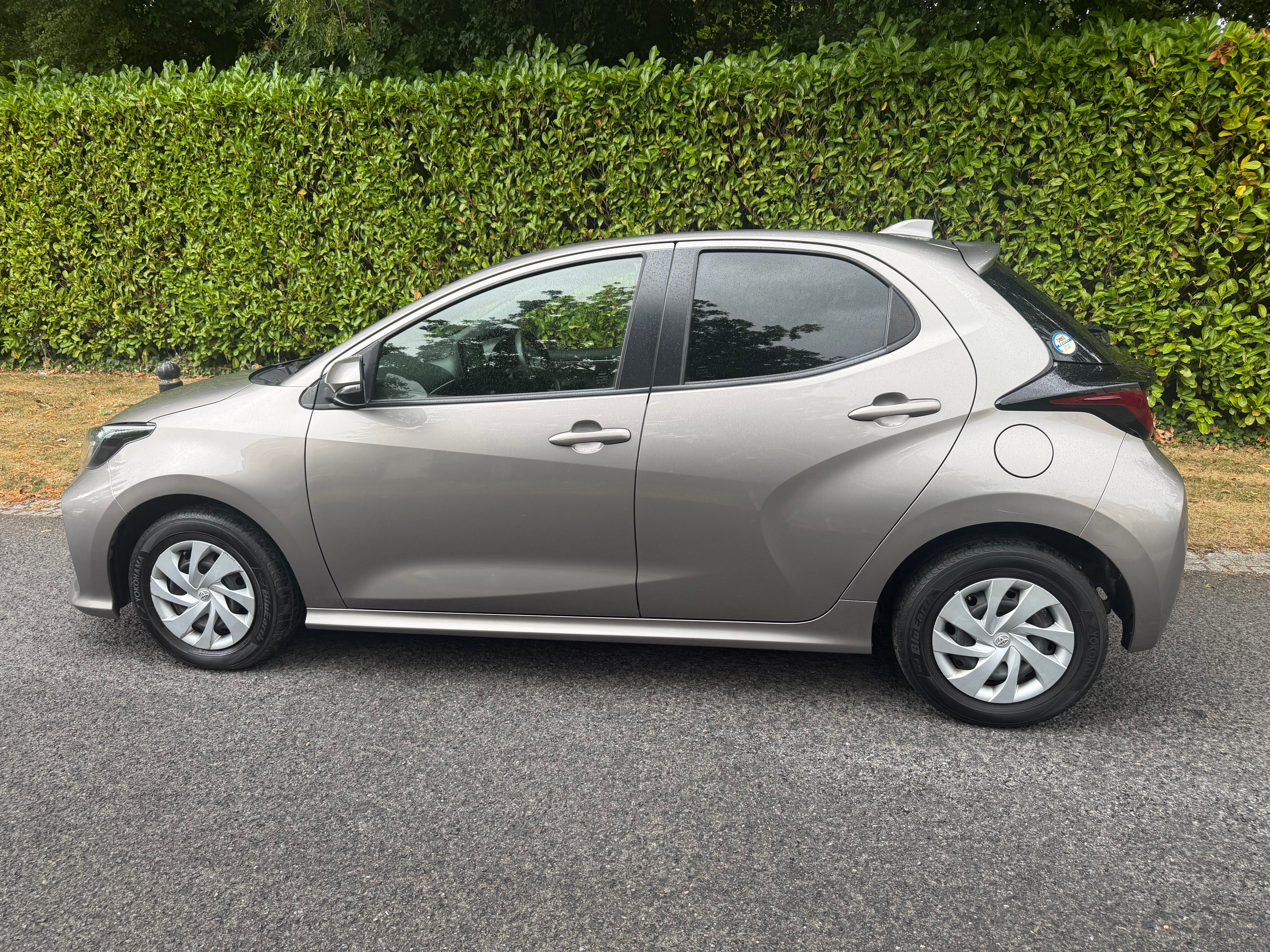 2021 Toyota Yaris 1.0 Automatic - Only 78,000 KM -€12,950
