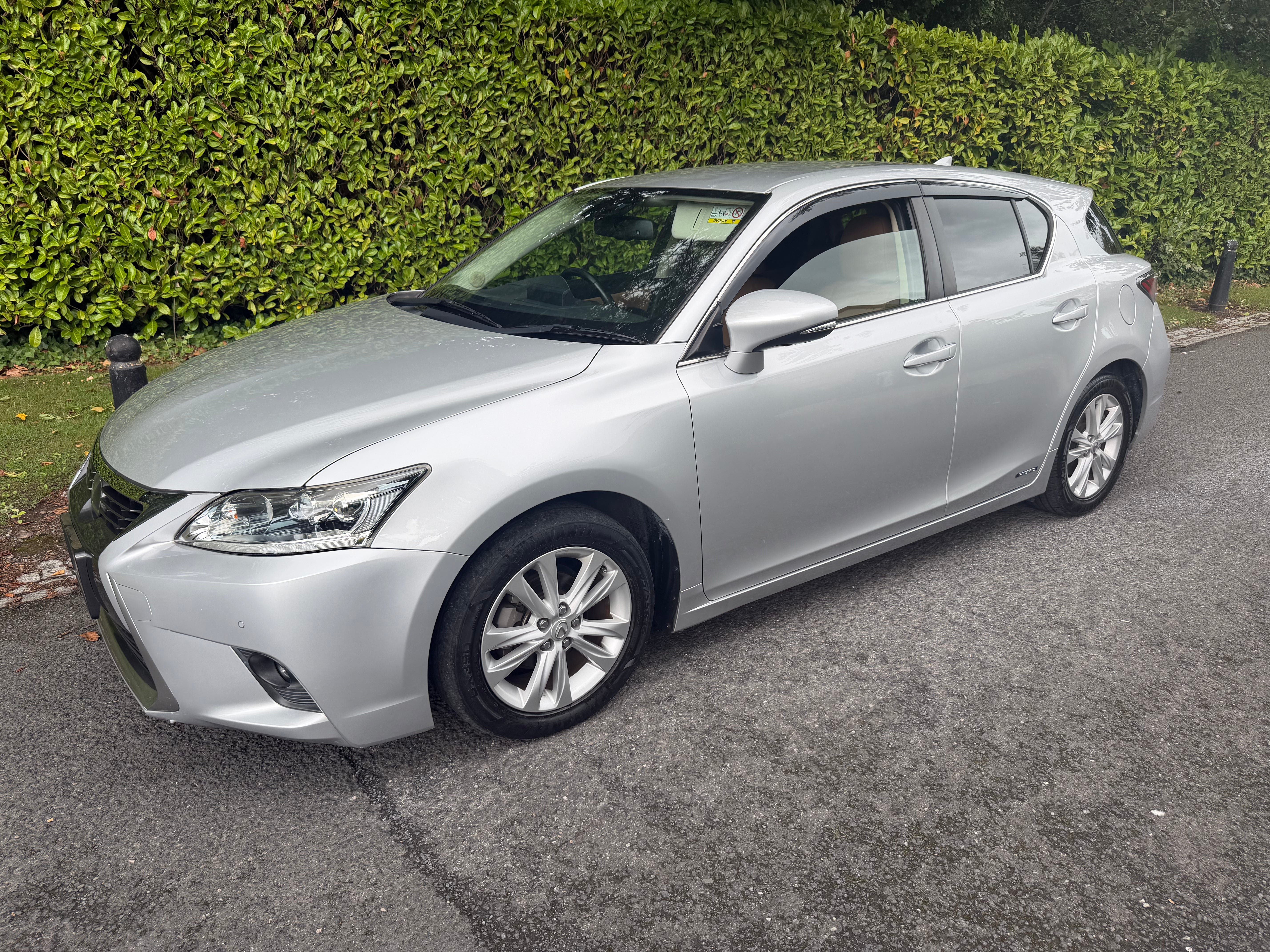 2015 Lexus CT 200h Hybrid Automatic – Only 140,000 KM – €12,950