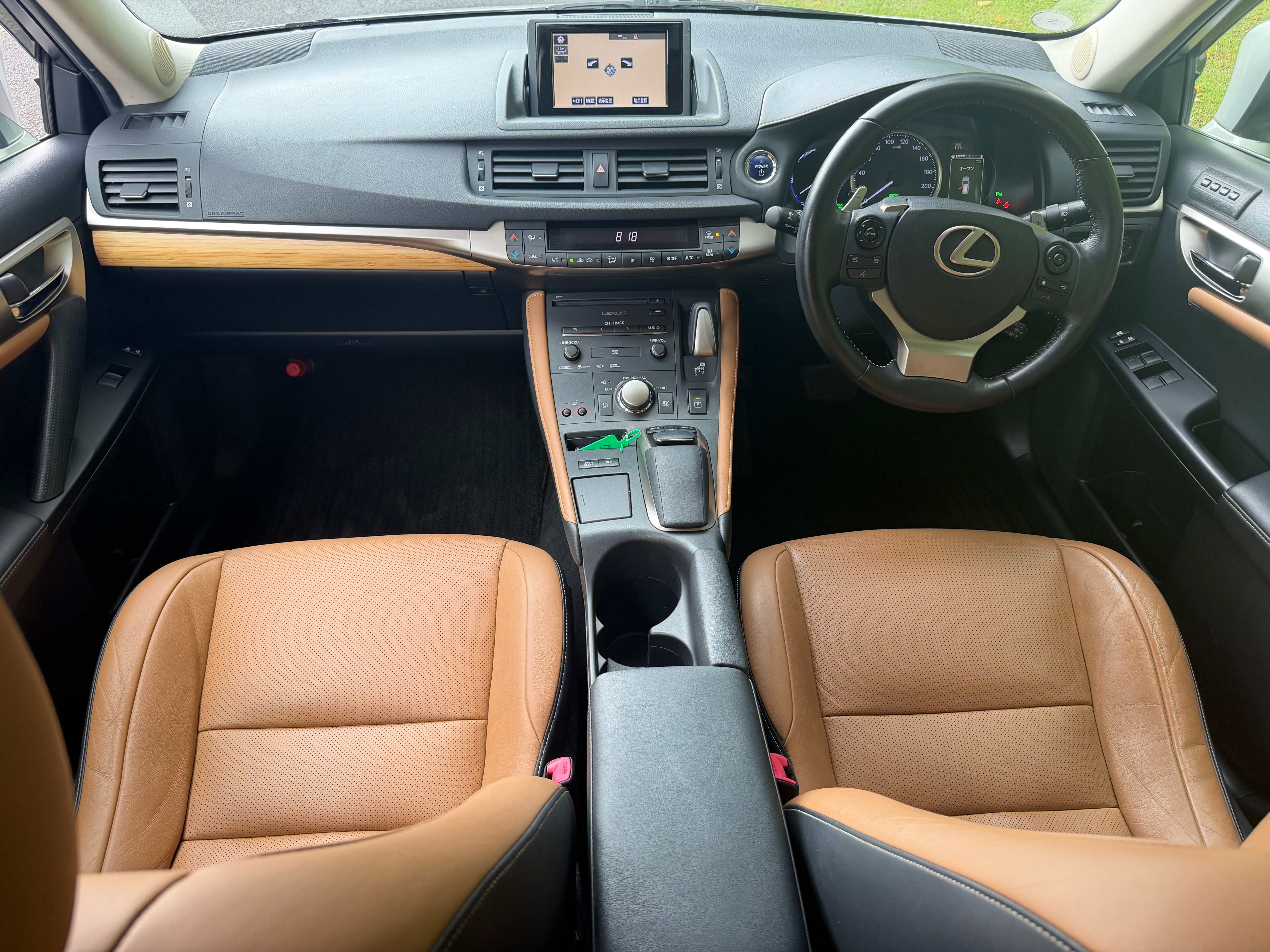 2015 Lexus CT 200h Hybrid Automatic – Only 140,000 KM – €12,950
