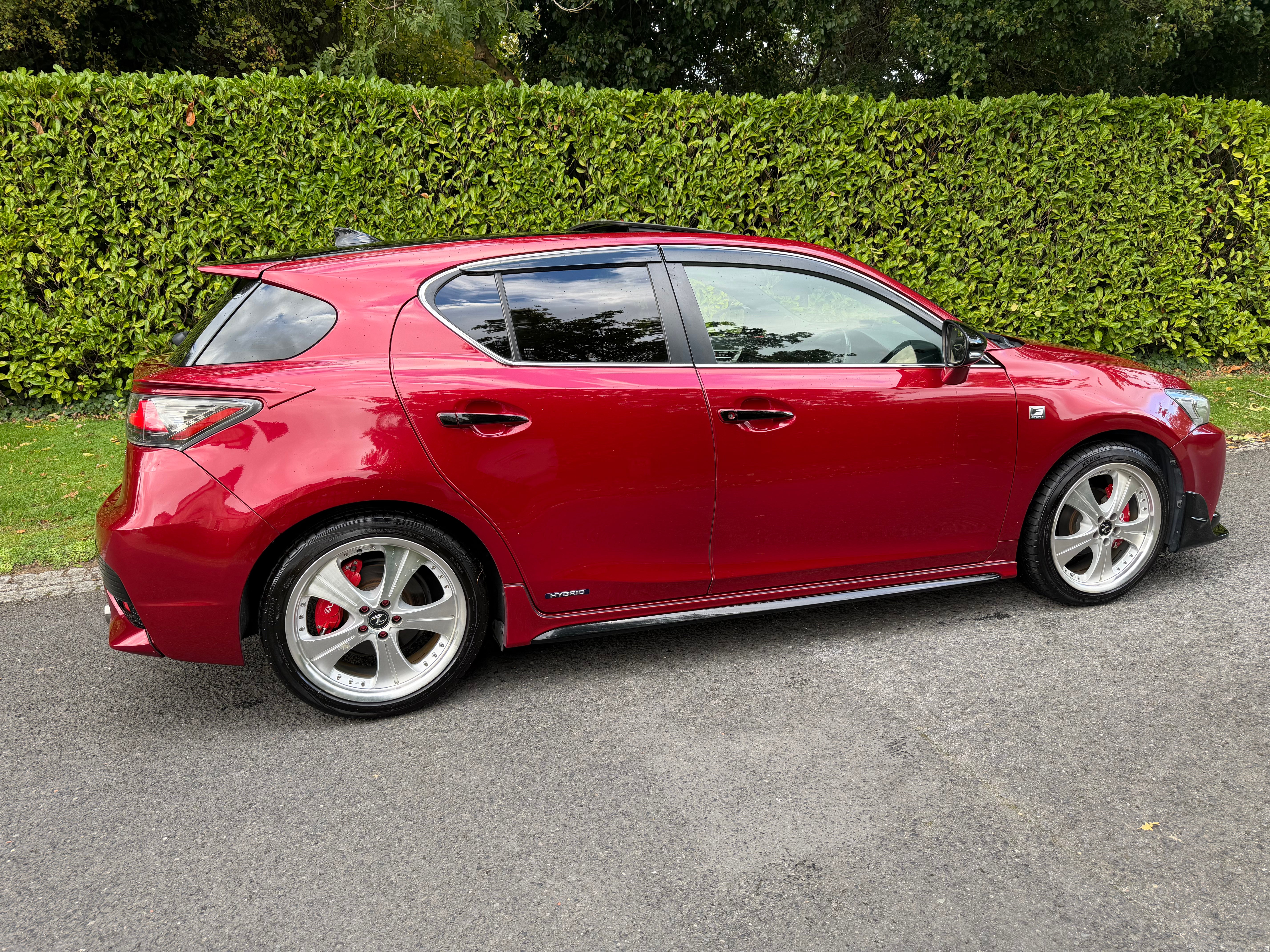 2015 Lexus CT200h F Sport 1.8 Hybrid – Pearl Red – €13,950
