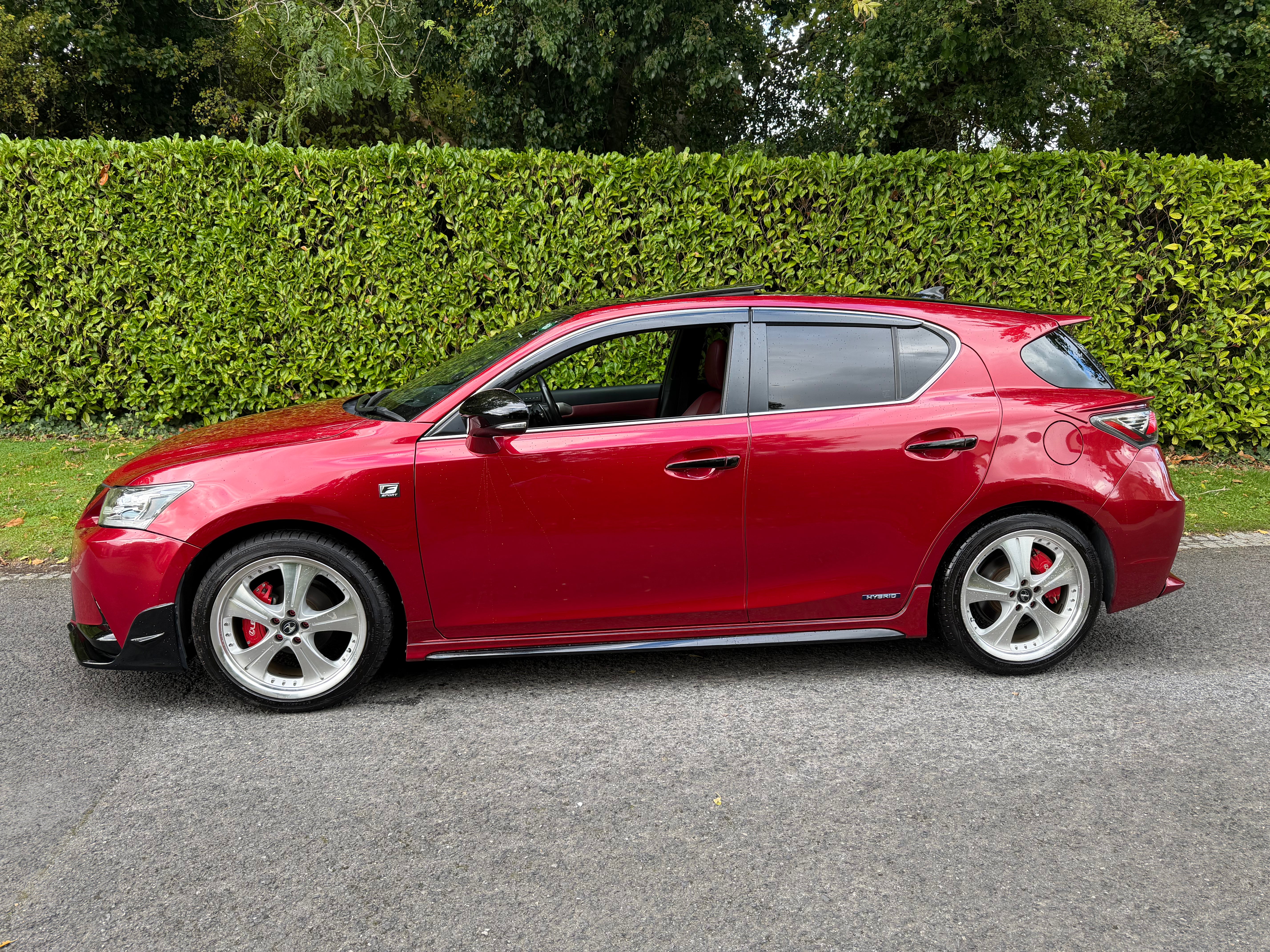2015 Lexus CT200h F Sport 1.8 Hybrid – Pearl Red – €13,950