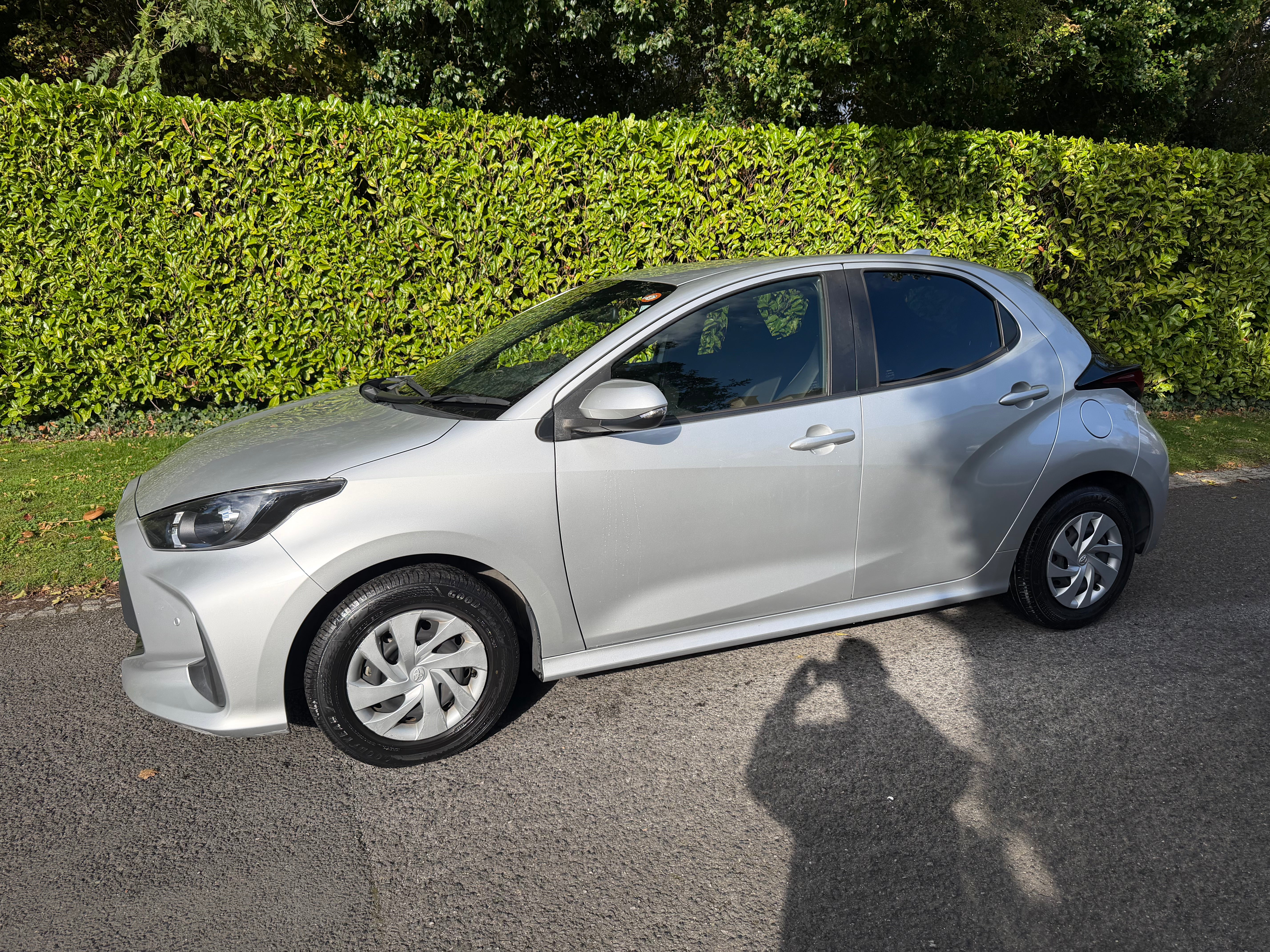 2021 Toyota Yaris 1.5 Hybrid X Automatic – Silver – €11,950