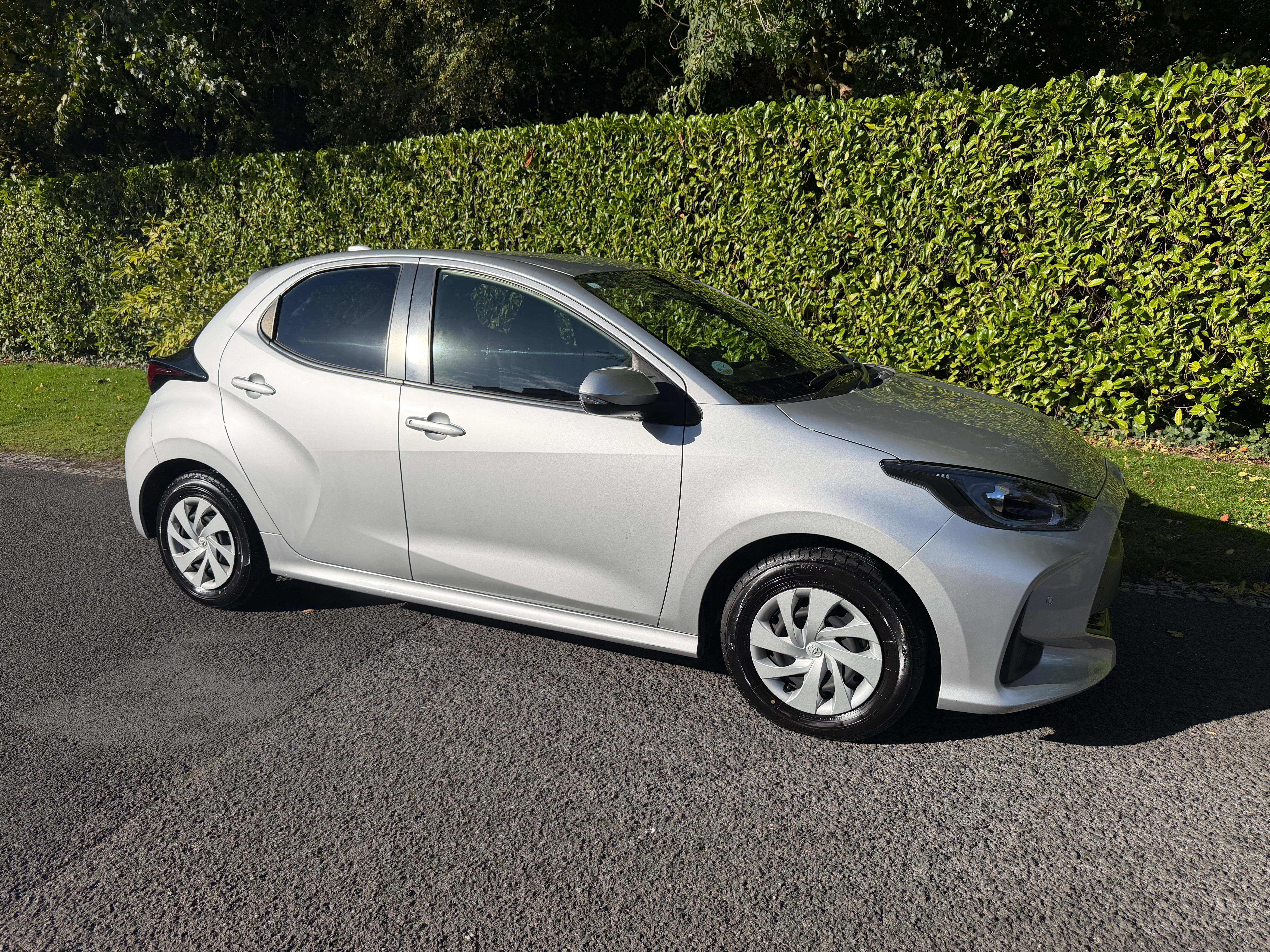 2021 Toyota Yaris 1.5 Hybrid X Automatic – Silver – €12,950