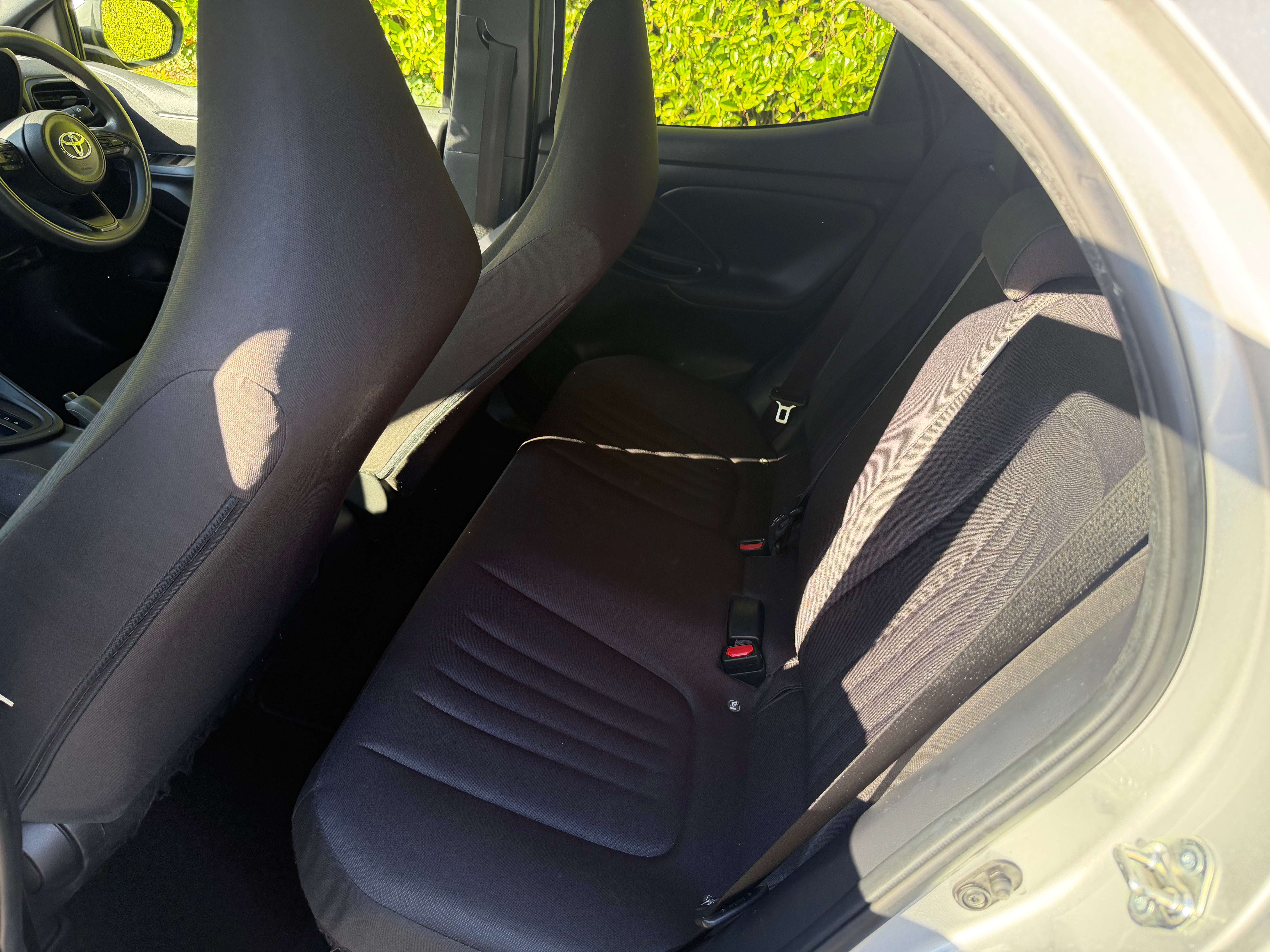 2021 Toyota Yaris 1.5 Hybrid X Automatic – Silver – €12,950
