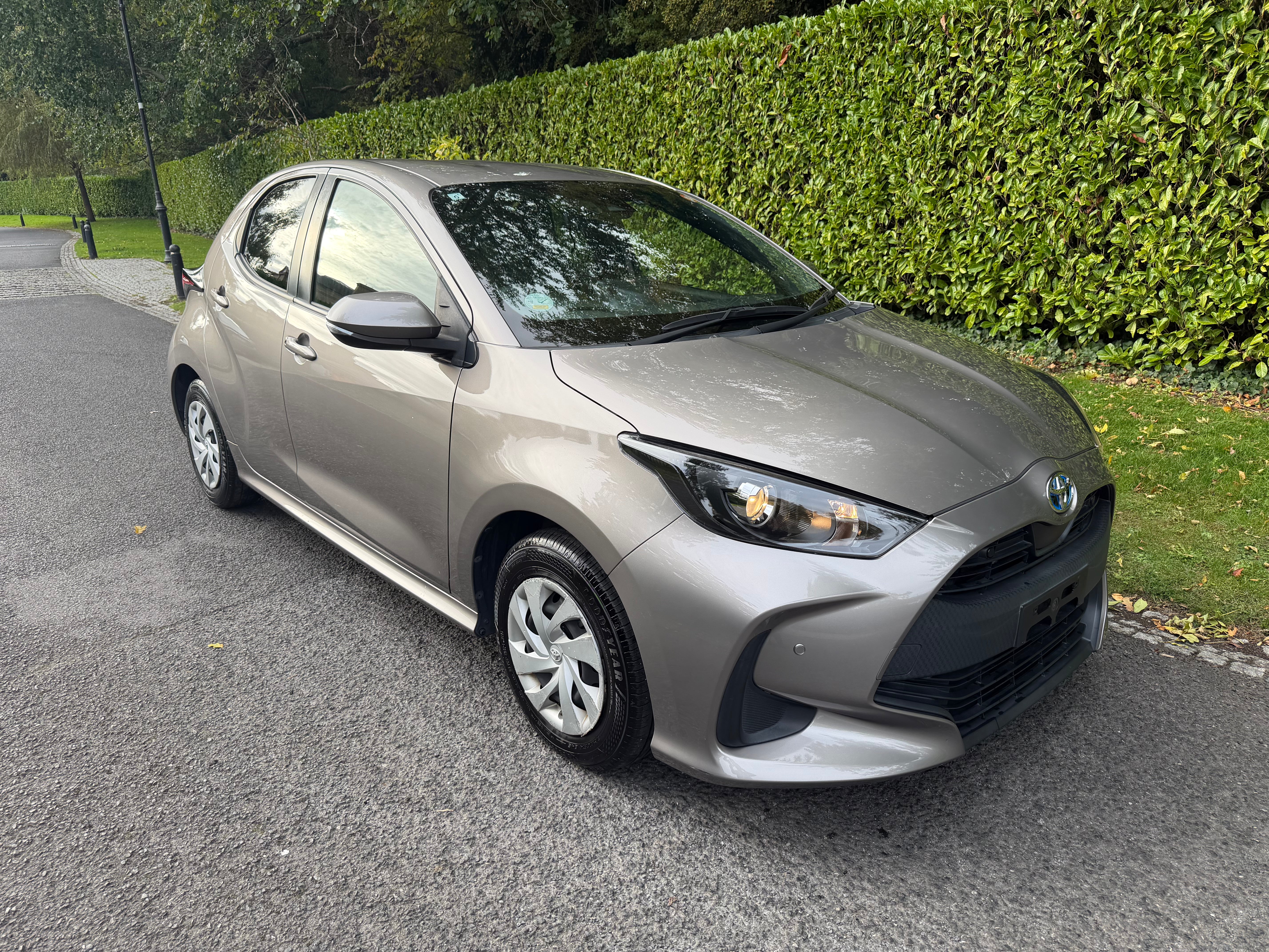 2021 Toyota Yaris 1.5 Hybrid X Automatic – Champagne – €12,450