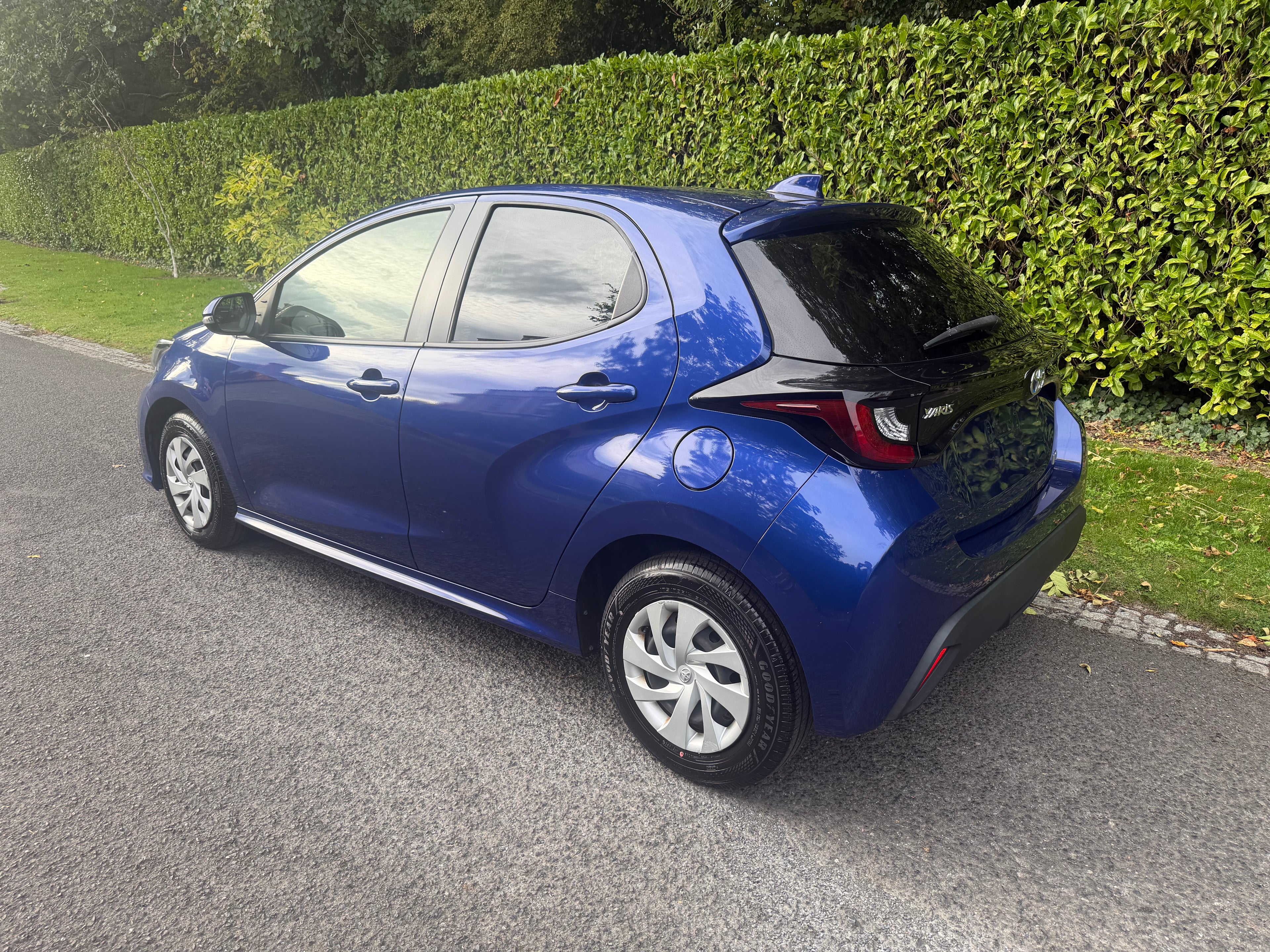 2021 Toyota Yaris 1.5 Hybrid X Automatic – Blue – €12,450