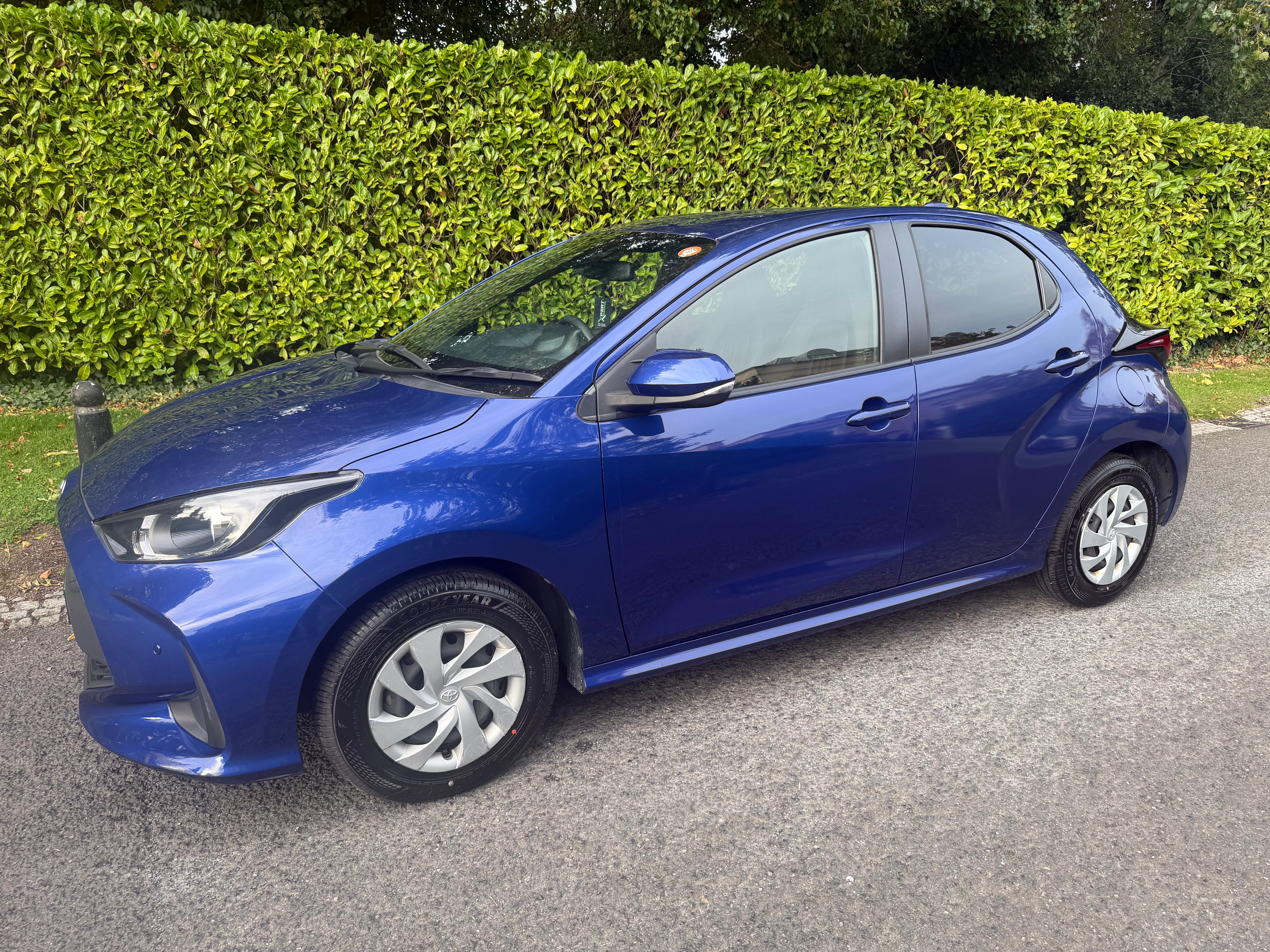 2021 Toyota Yaris 1.5 Hybrid X Automatic – Blue – €12,450