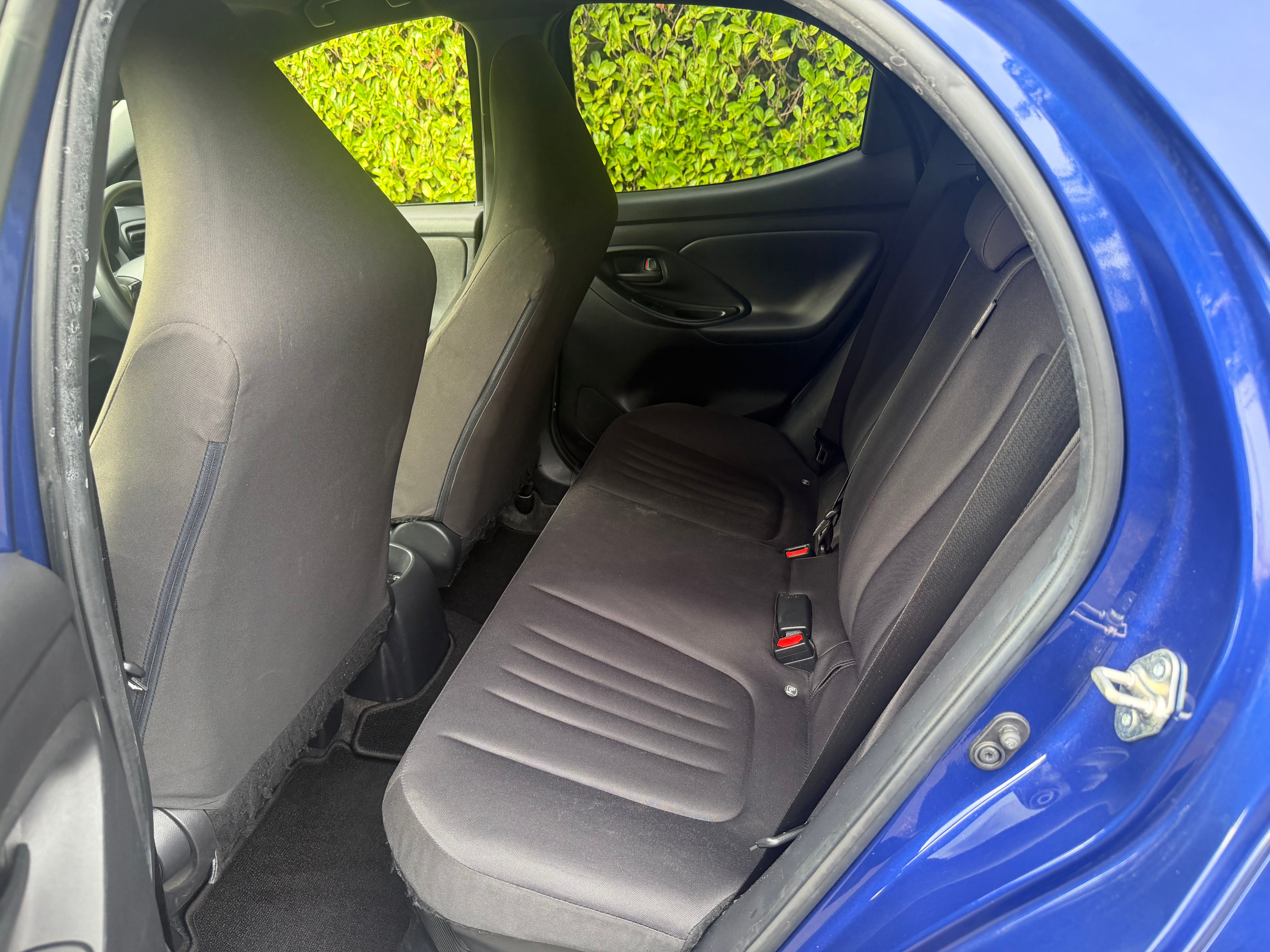 2021 Toyota Yaris 1.5 Hybrid X Automatic – Blue – €12,450