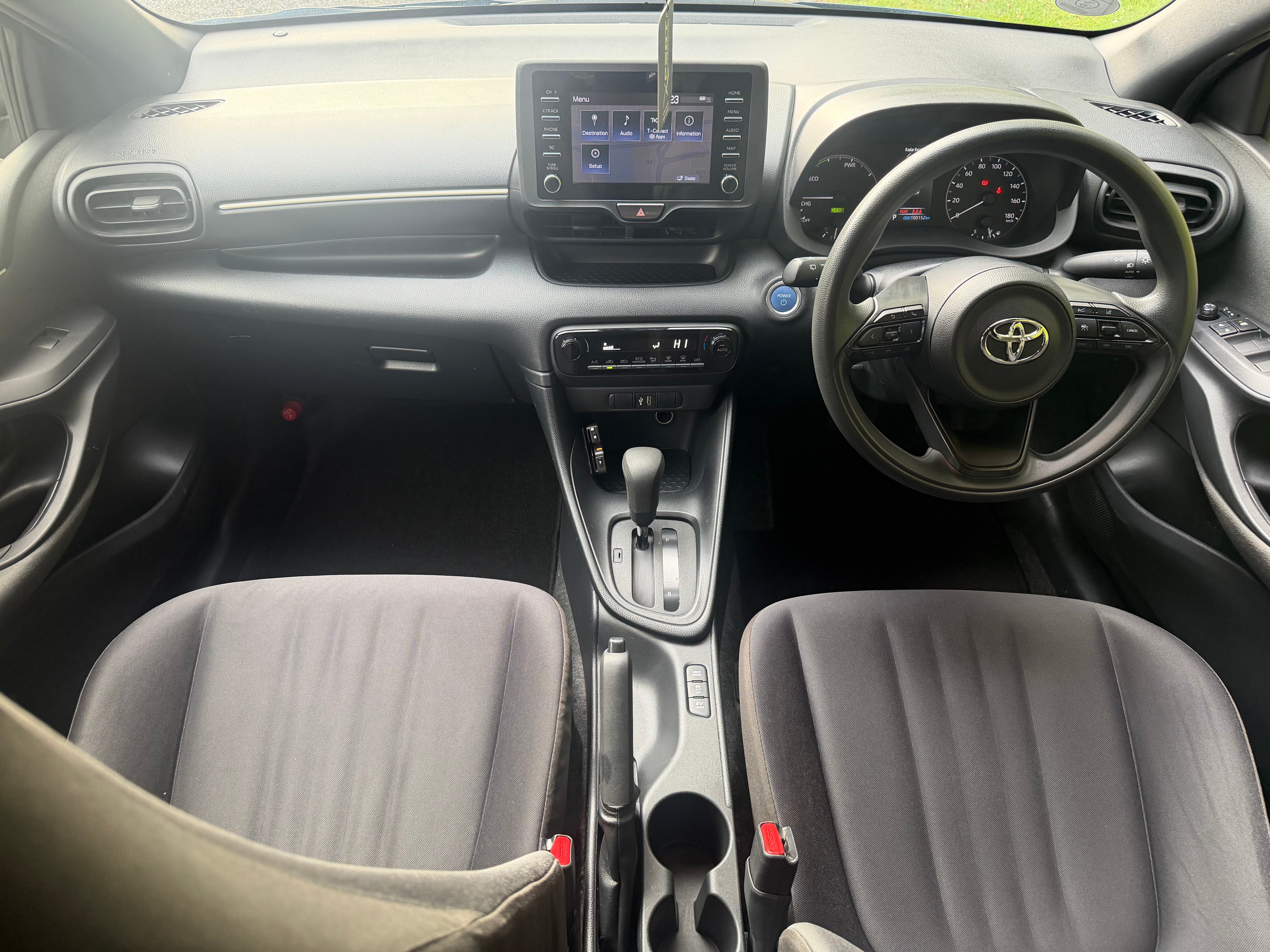 2021 Toyota Yaris 1.5 Hybrid X Automatic – Blue – €12,450