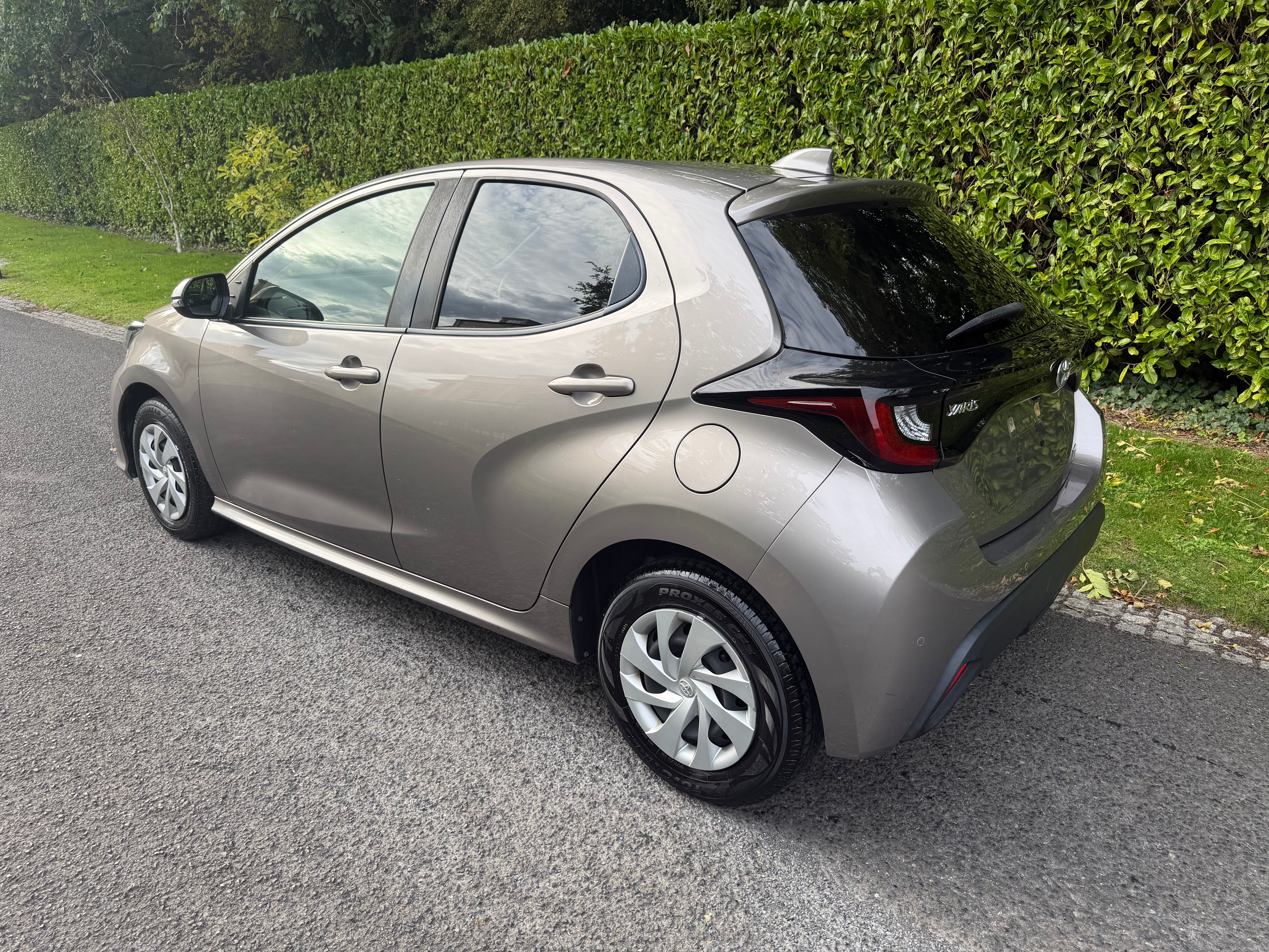 2021 Toyota Yaris 1.5 Hybrid X Automatic – Grade 4 – Champagne – €13,450
