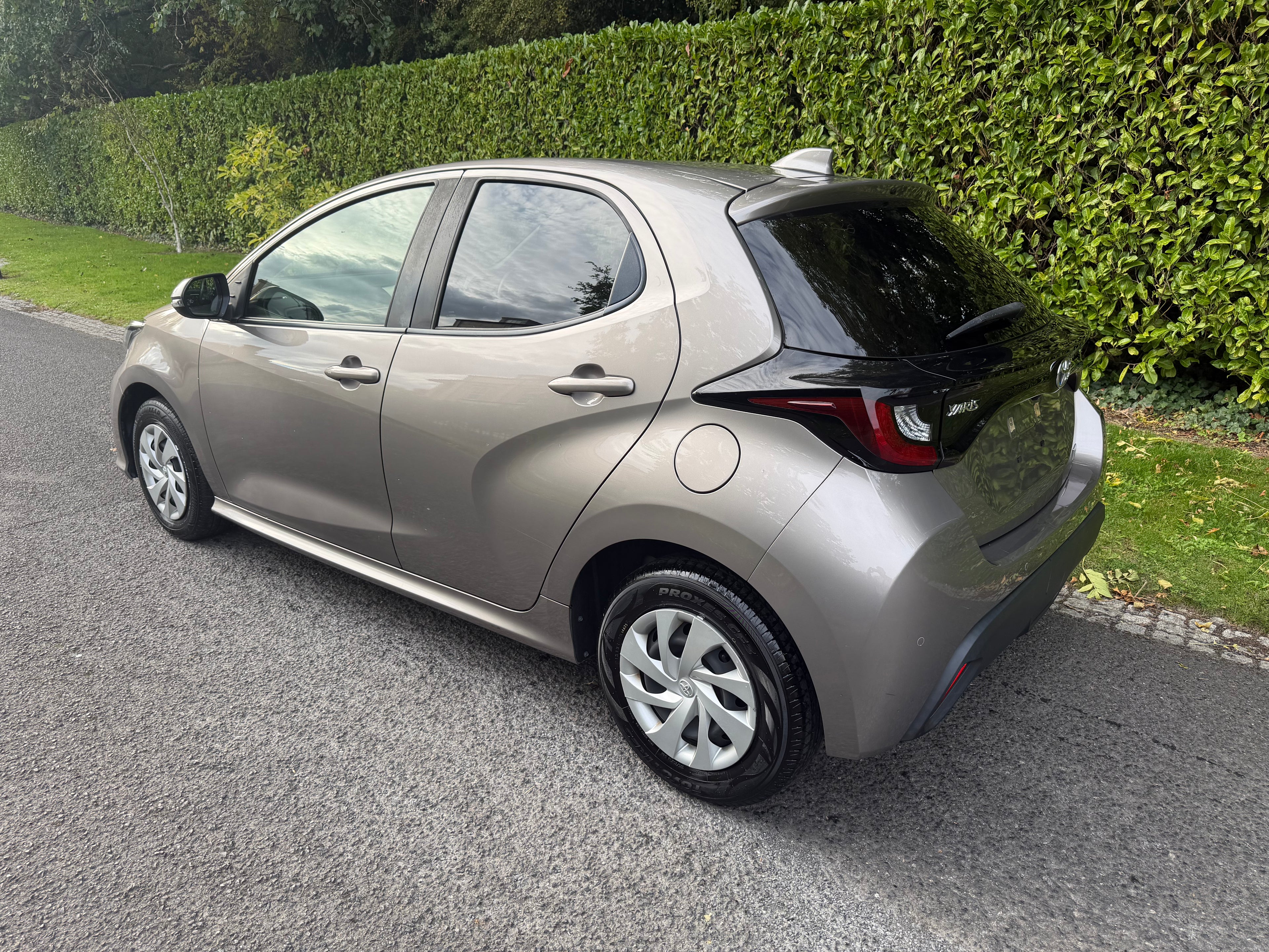2021 Toyota Yaris 1.5 Hybrid X Automatic – Grade 4 – Champagne – €13,450