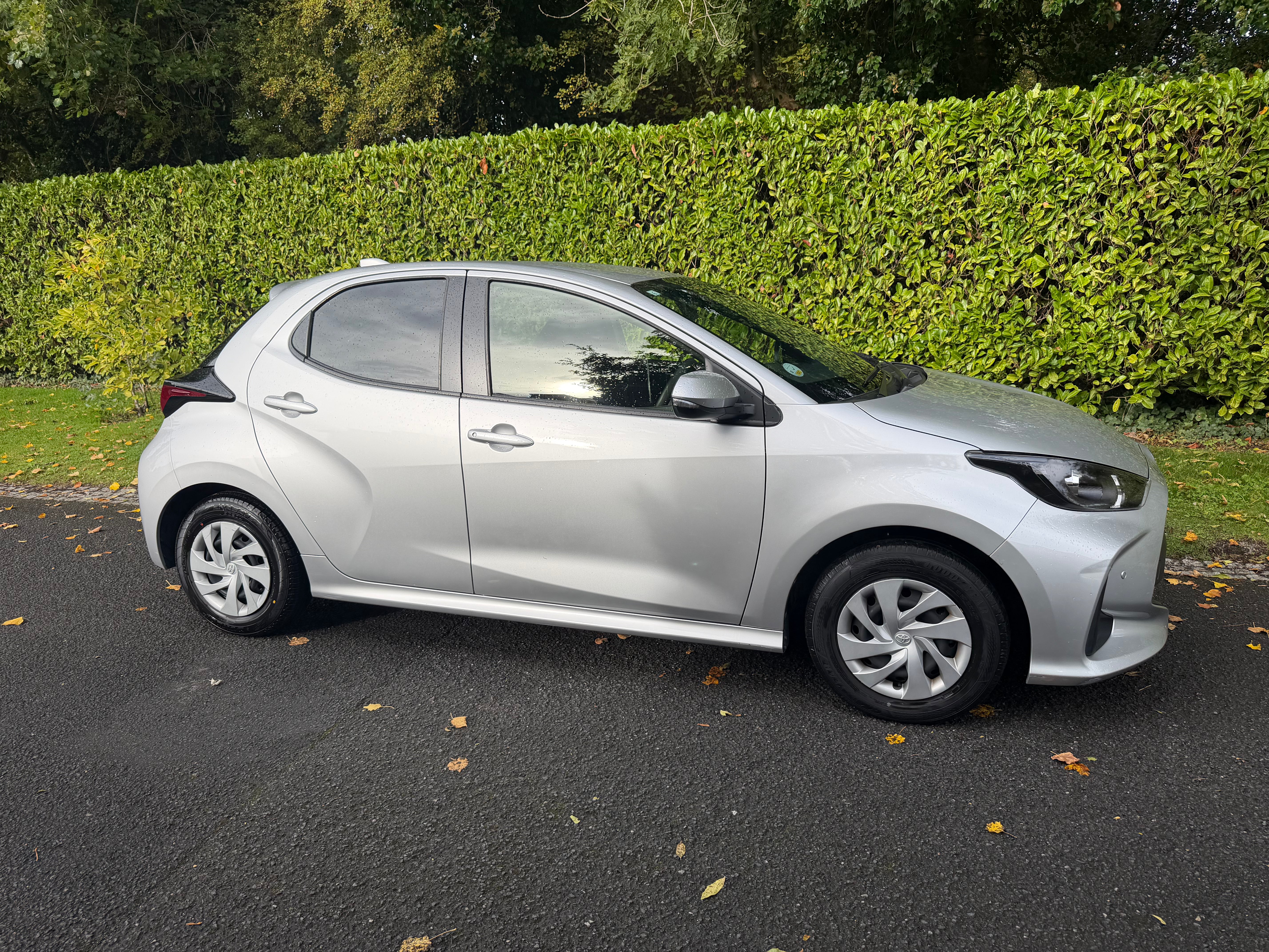 2021 Toyota Yaris 1.5 Hybrid X Automatic – Silver – €11,950