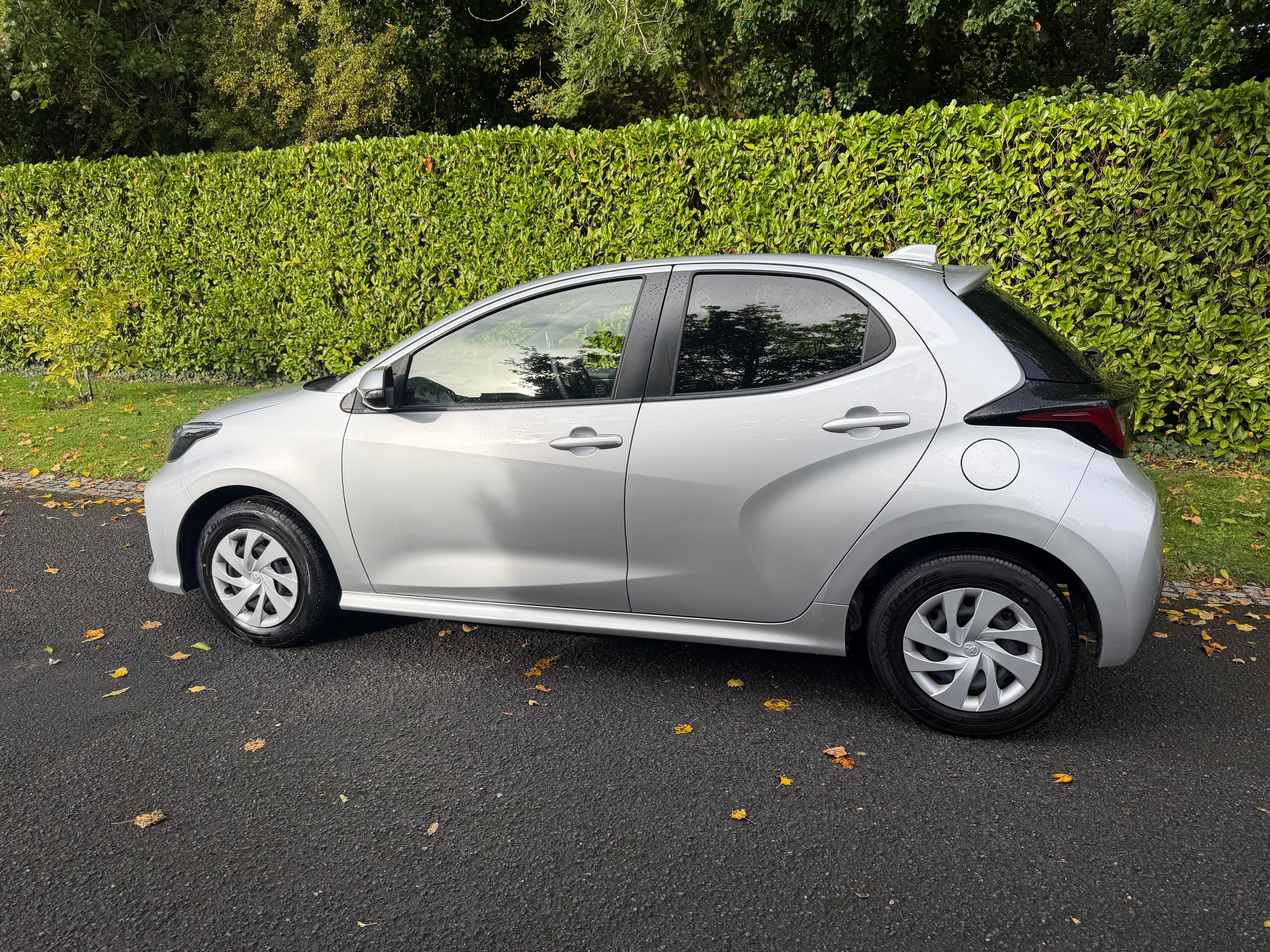 2021 Toyota Yaris 1.5 Hybrid X Automatic – Silver – €11,950