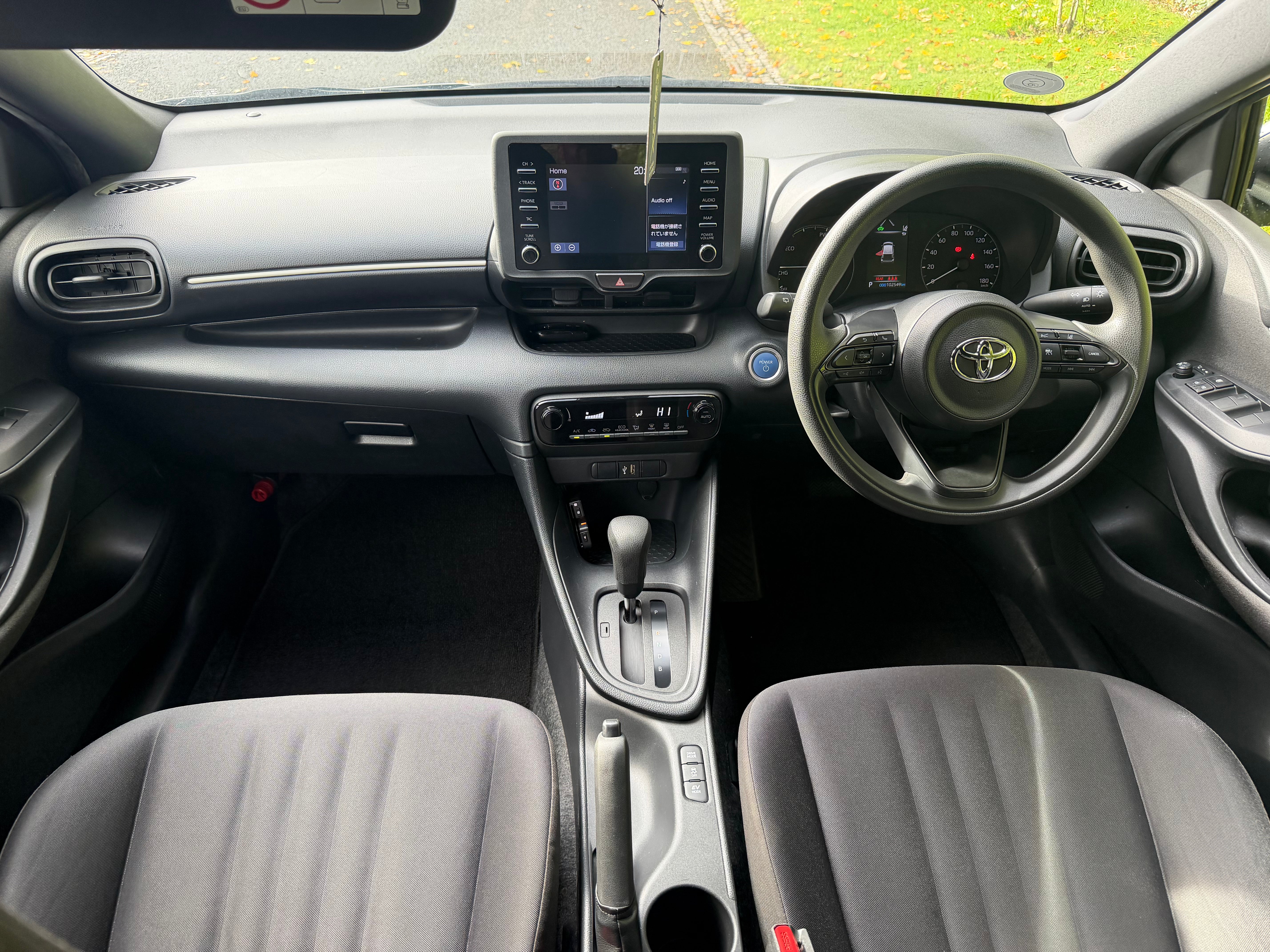 2021 Toyota Yaris 1.5 Hybrid X Automatic – Silver – €11,950