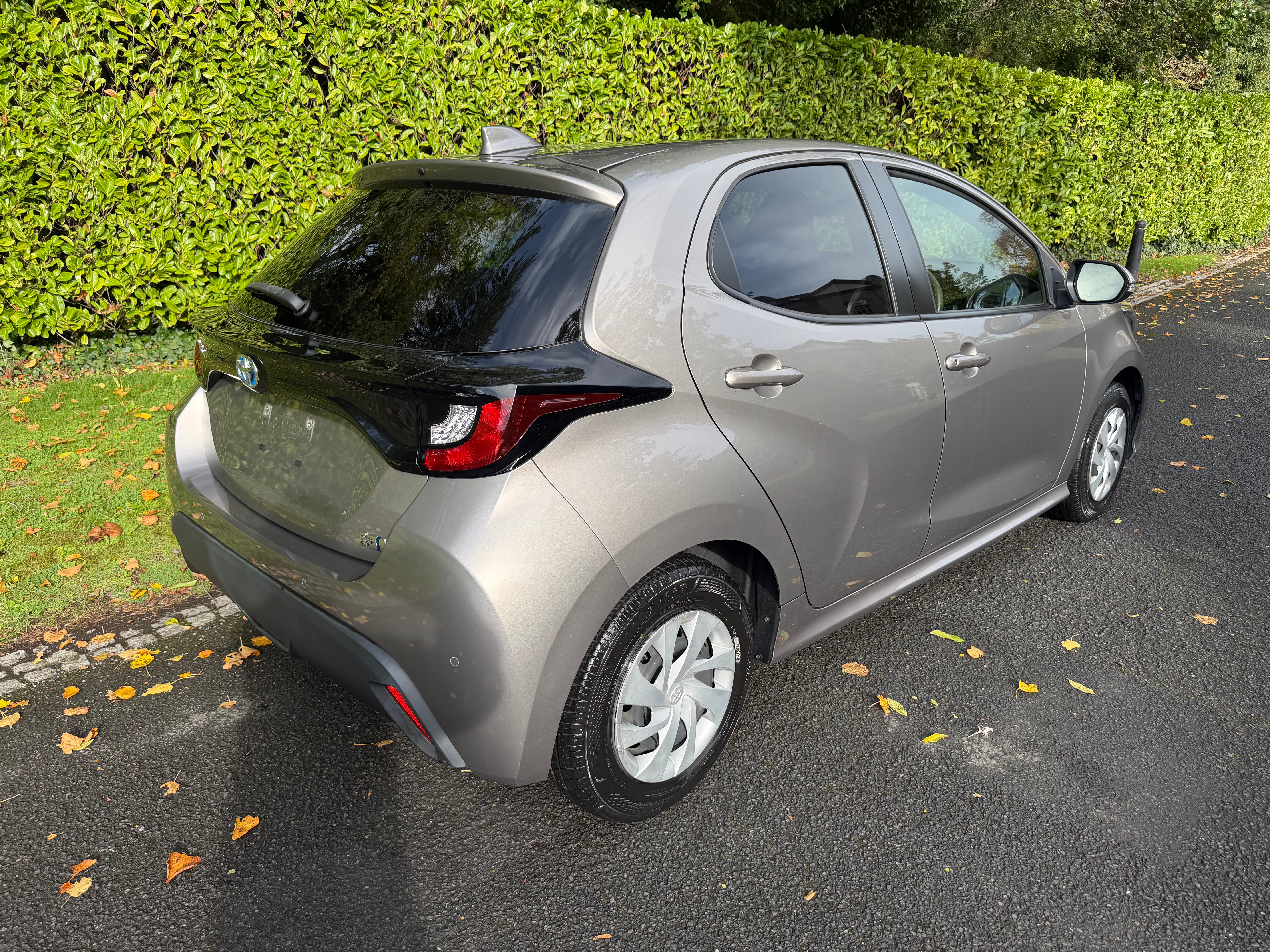 2021 Toyota Yaris 1.5 Hybrid X Automatic – Champagne – €11,950