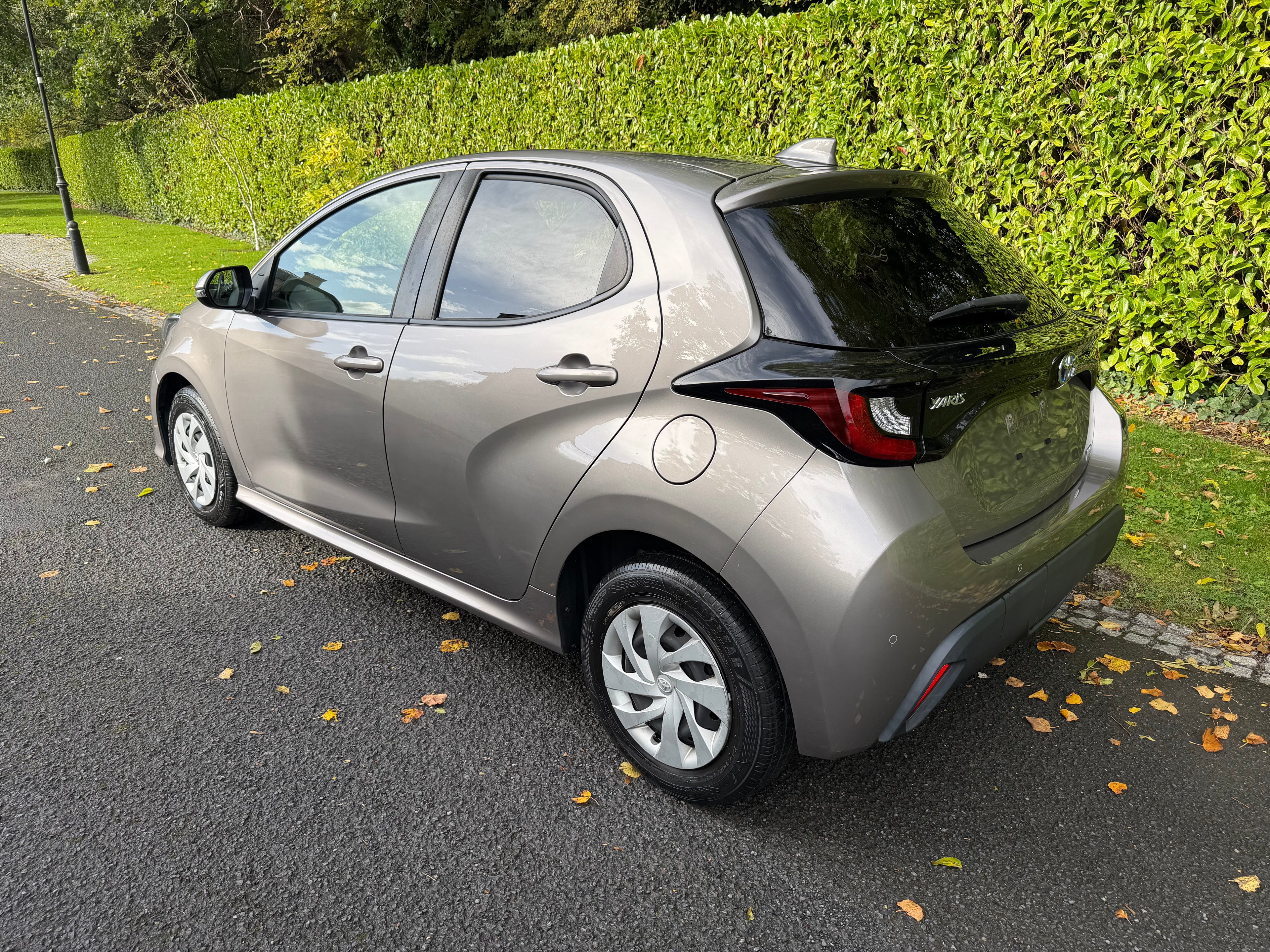 2021 Toyota Yaris 1.5 Hybrid X Automatic – Champagne – €11,950