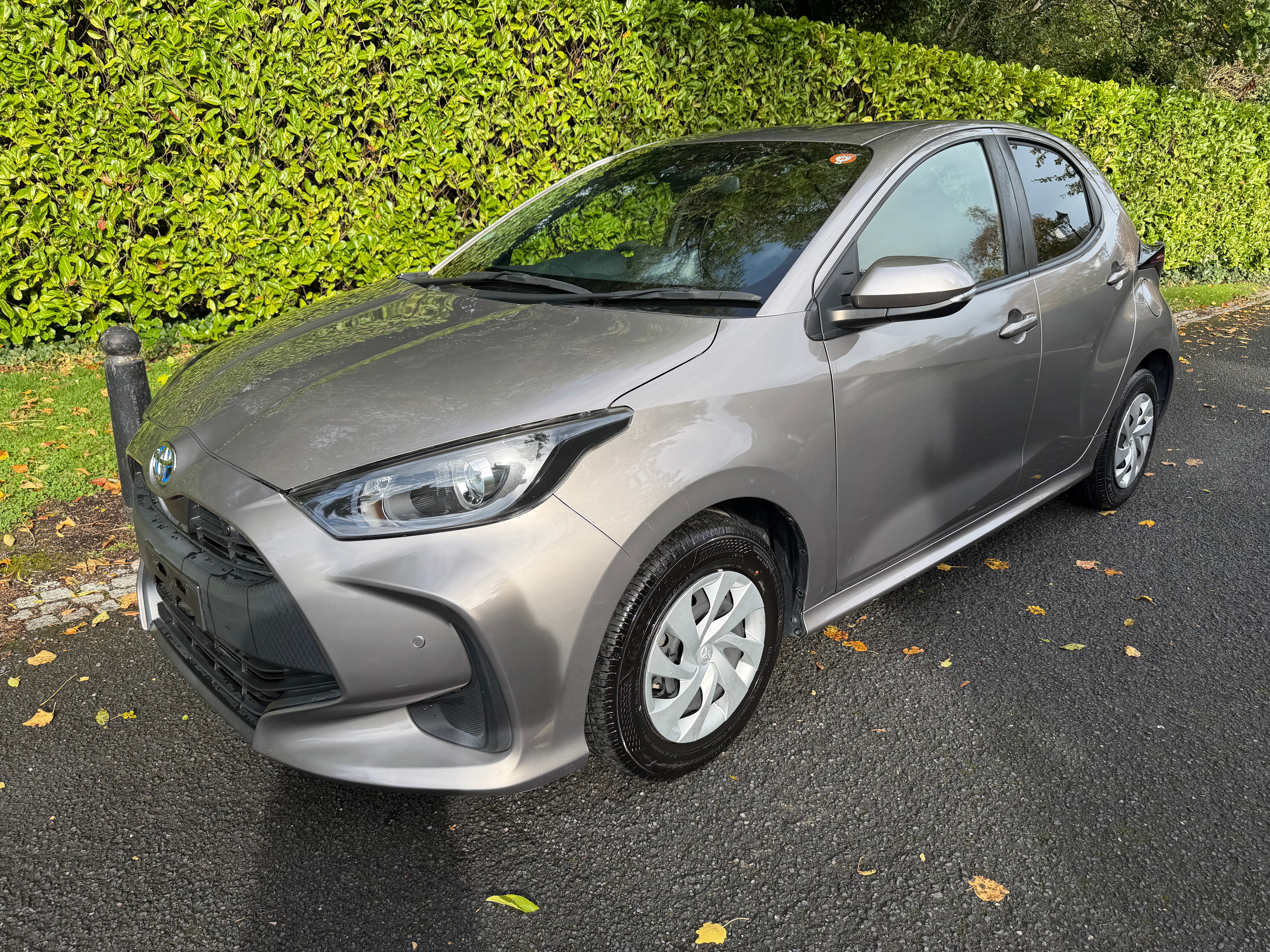 2021 Toyota Yaris 1.5 Hybrid X Automatic – Champagne – €11,950