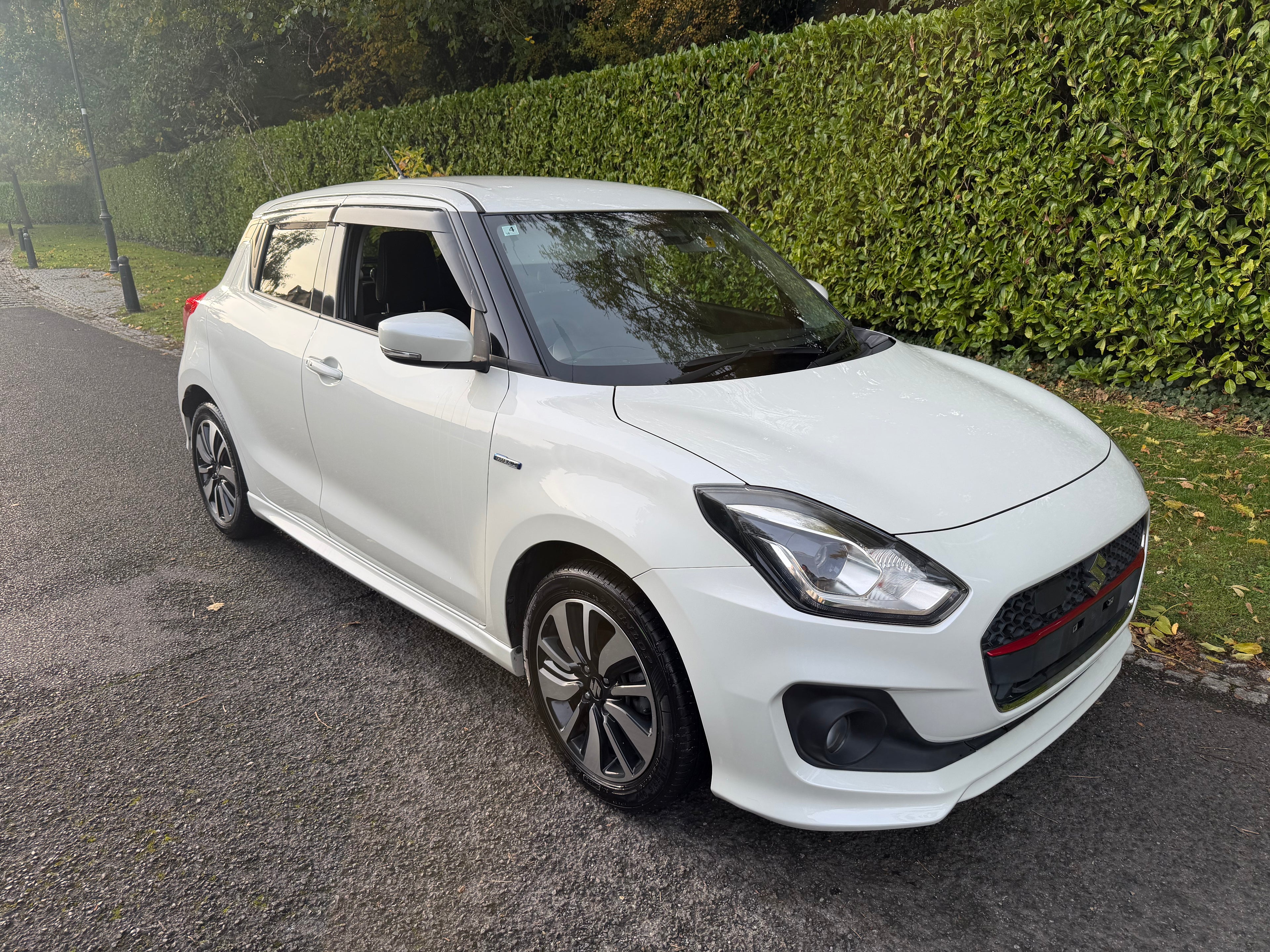 2019 Suzuki Swift Hybrid RS – White – Grade 4 – €12,950