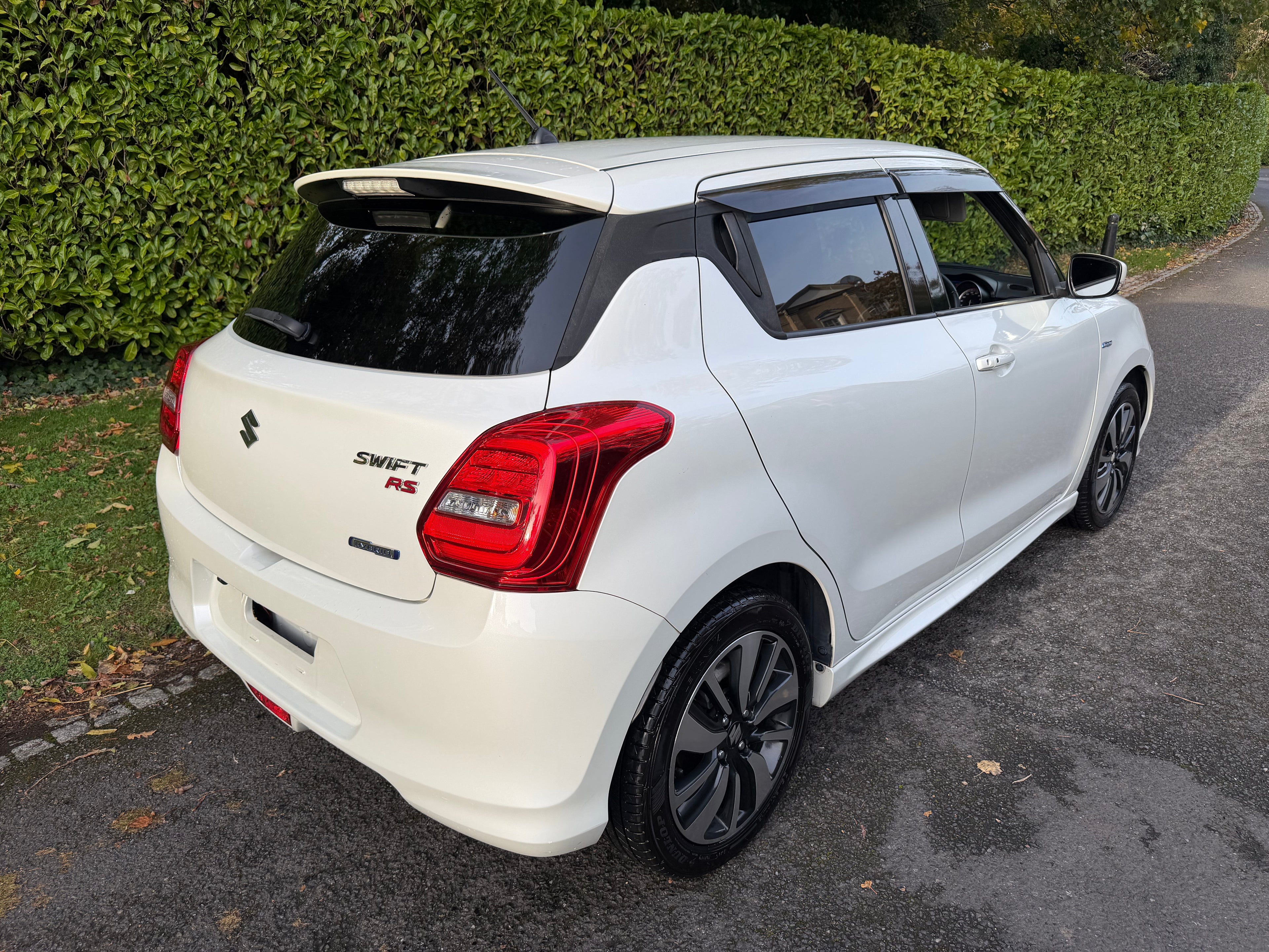 2019 Suzuki Swift Hybrid RS – White – Grade 4 – €12,950