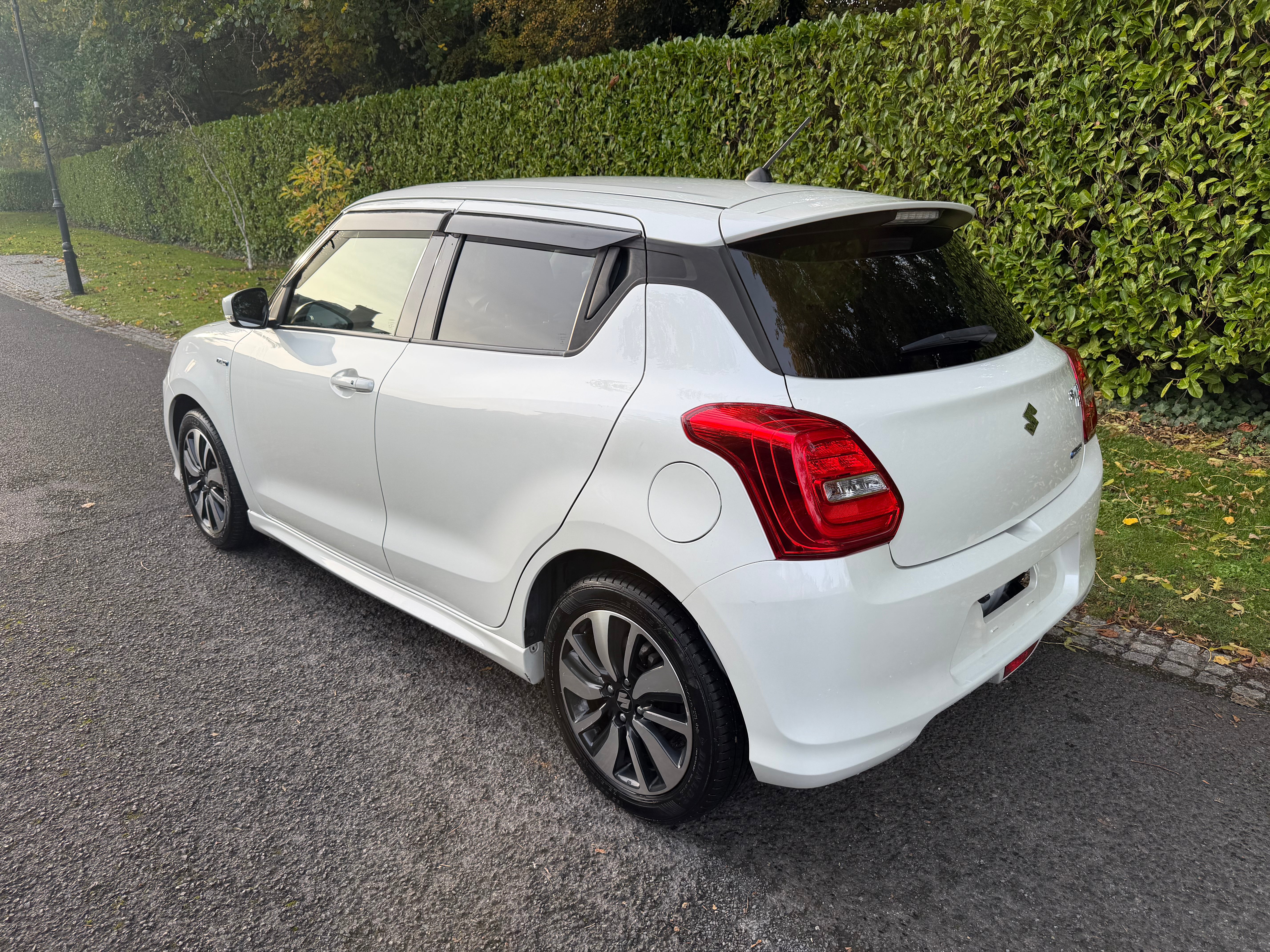 2019 Suzuki Swift Hybrid RS – White – Grade 4 – €12,950