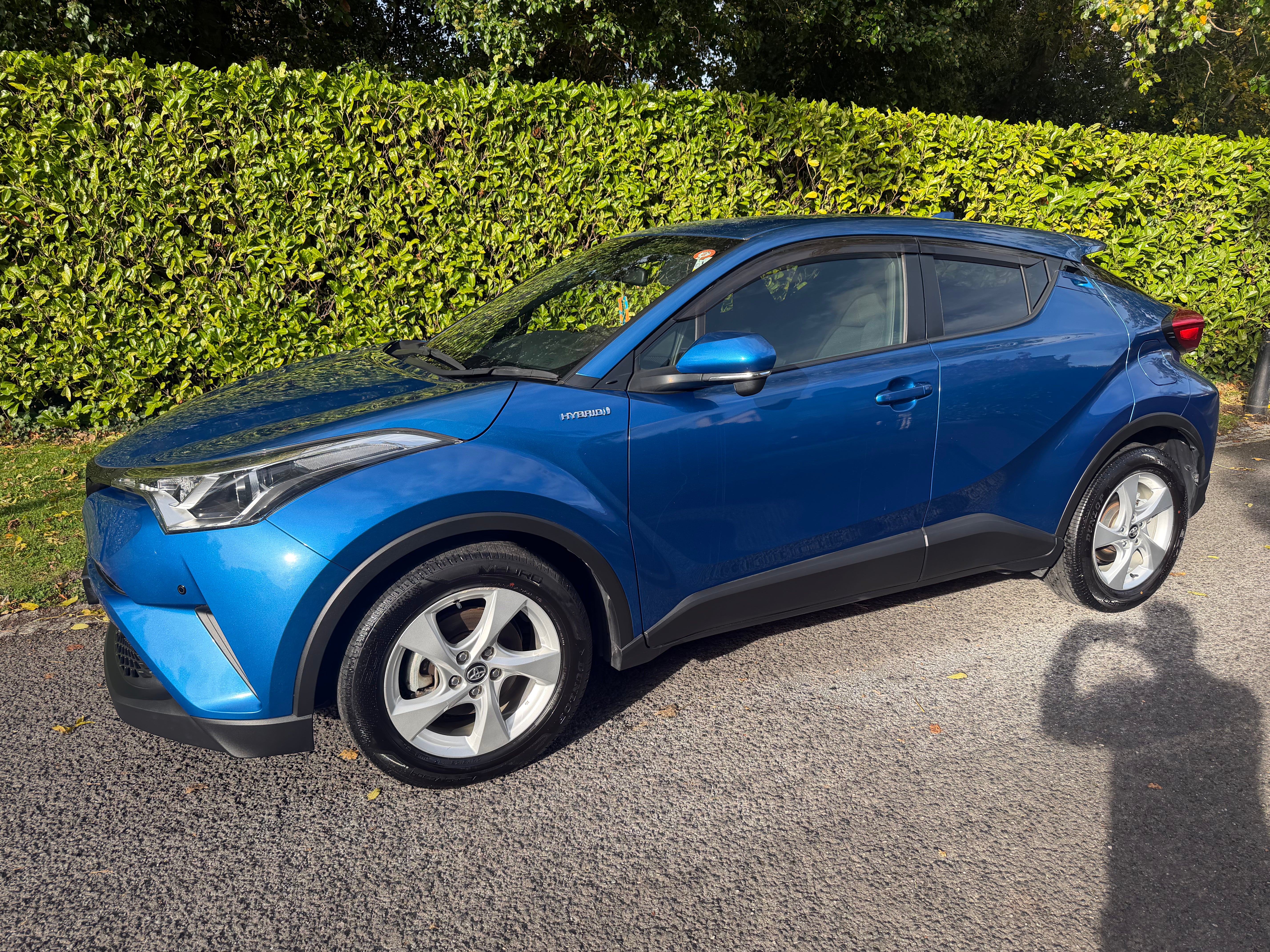 2017 Toyota C-HR 1.8 Hybrid -S – Blue – €14,950