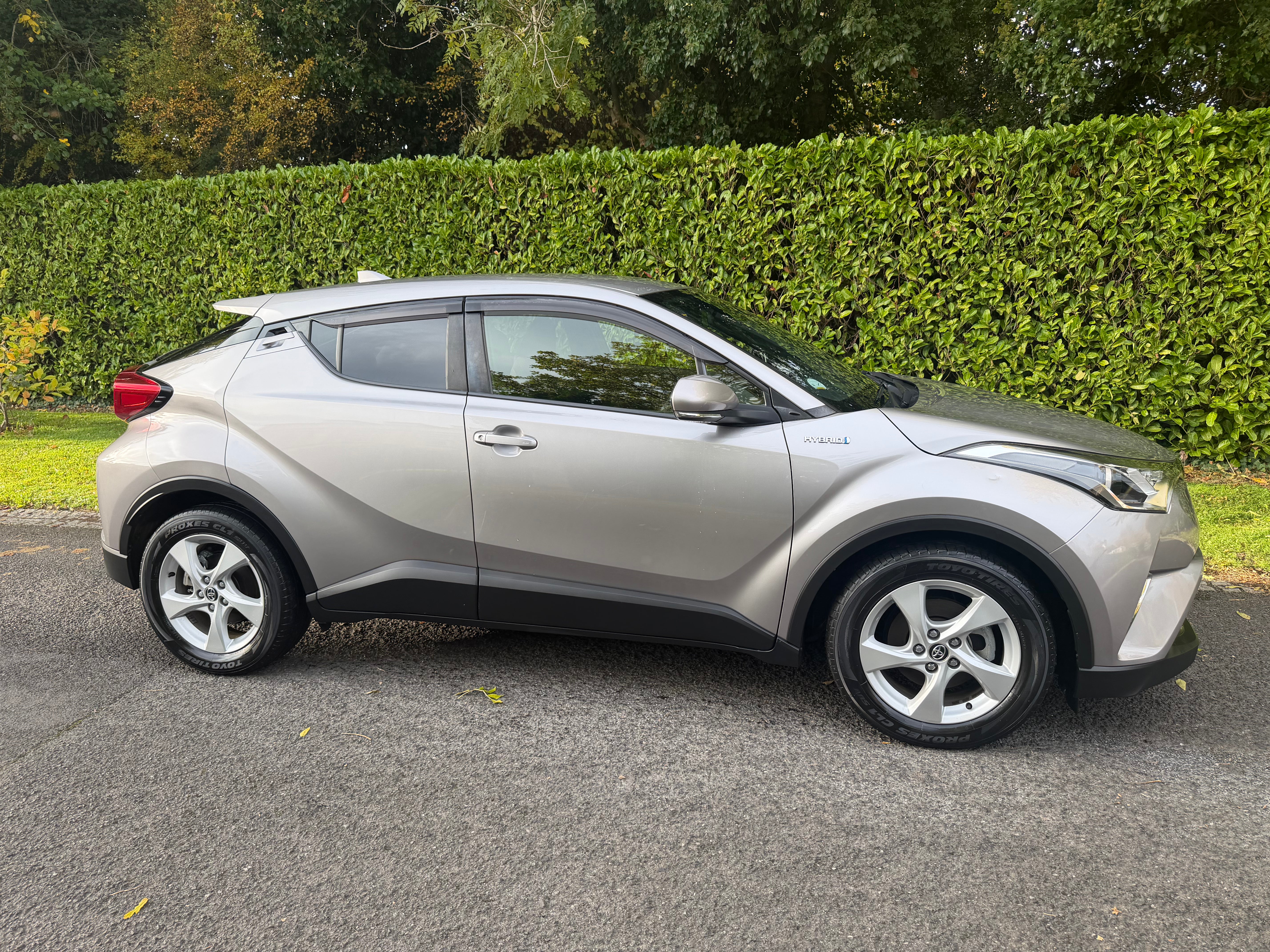 2017 Toyota C-HR 1.8 Hybrid S – Champagne – €14,450
