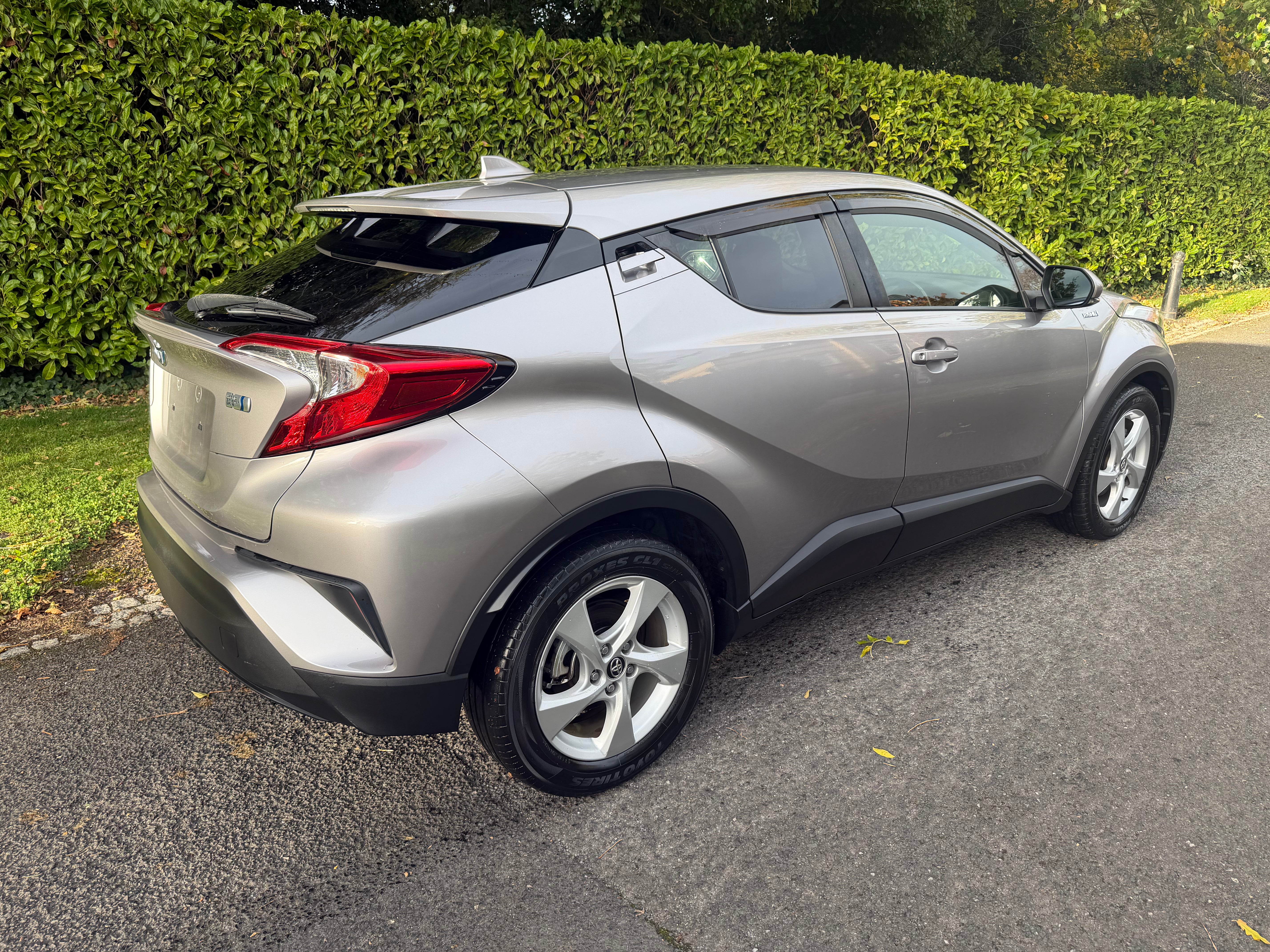 2017 Toyota C-HR 1.8 Hybrid S – Champagne – €14,450