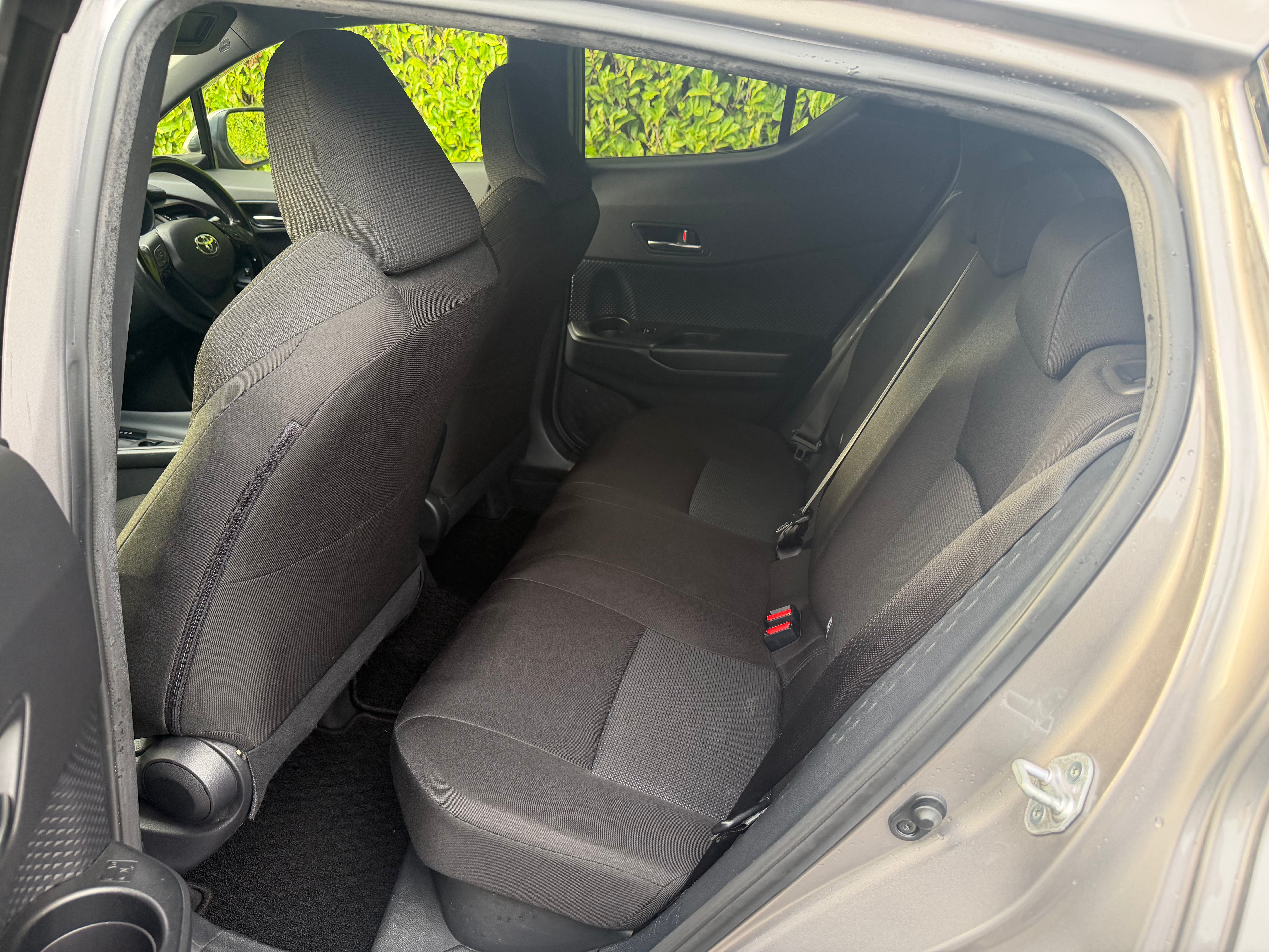 2017 Toyota C-HR 1.8 Hybrid S – Champagne – €14,450