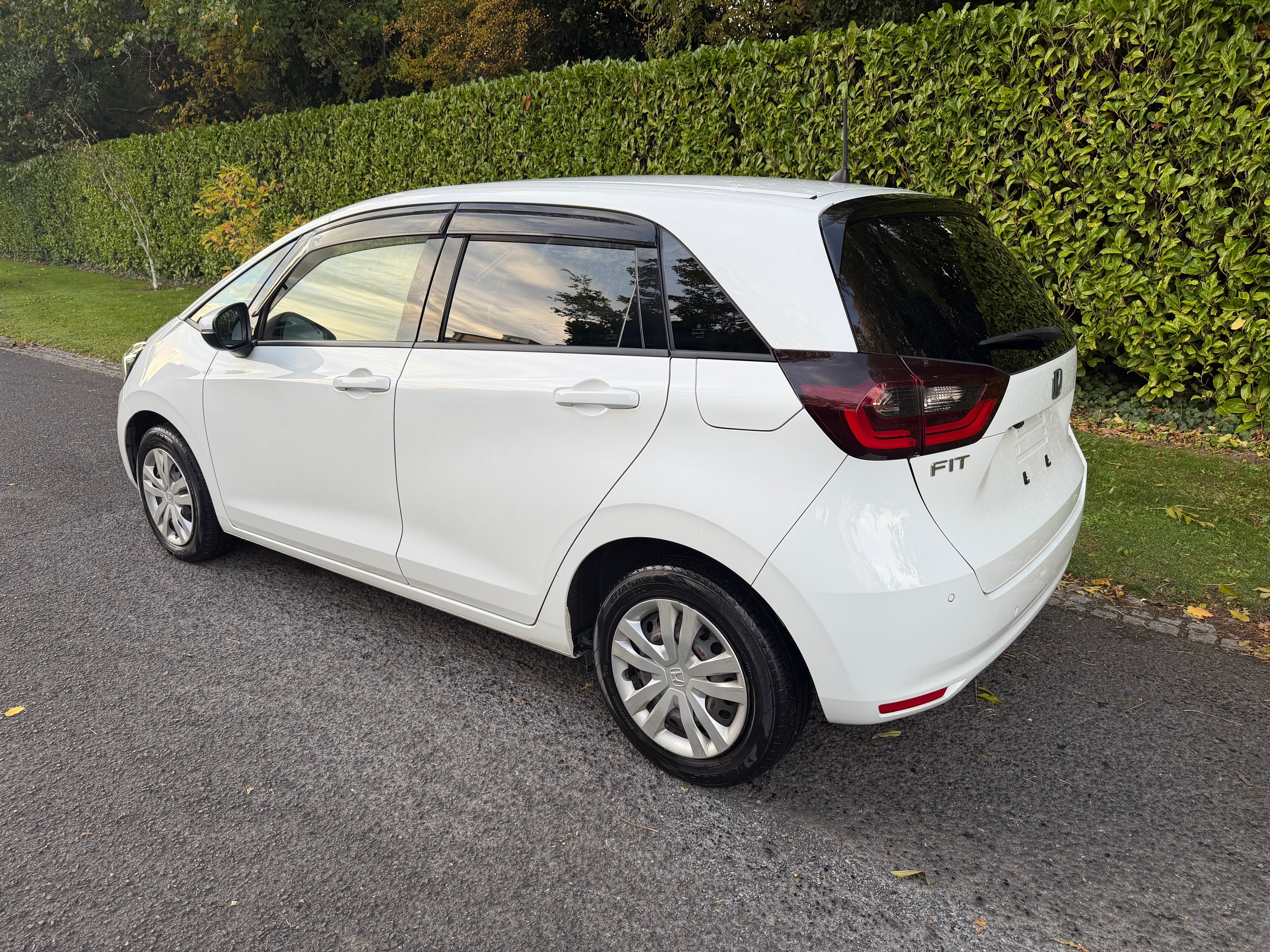 2020 Honda Fit 1.5 Hybrid Automatic – White – Grade 4 – €12,950