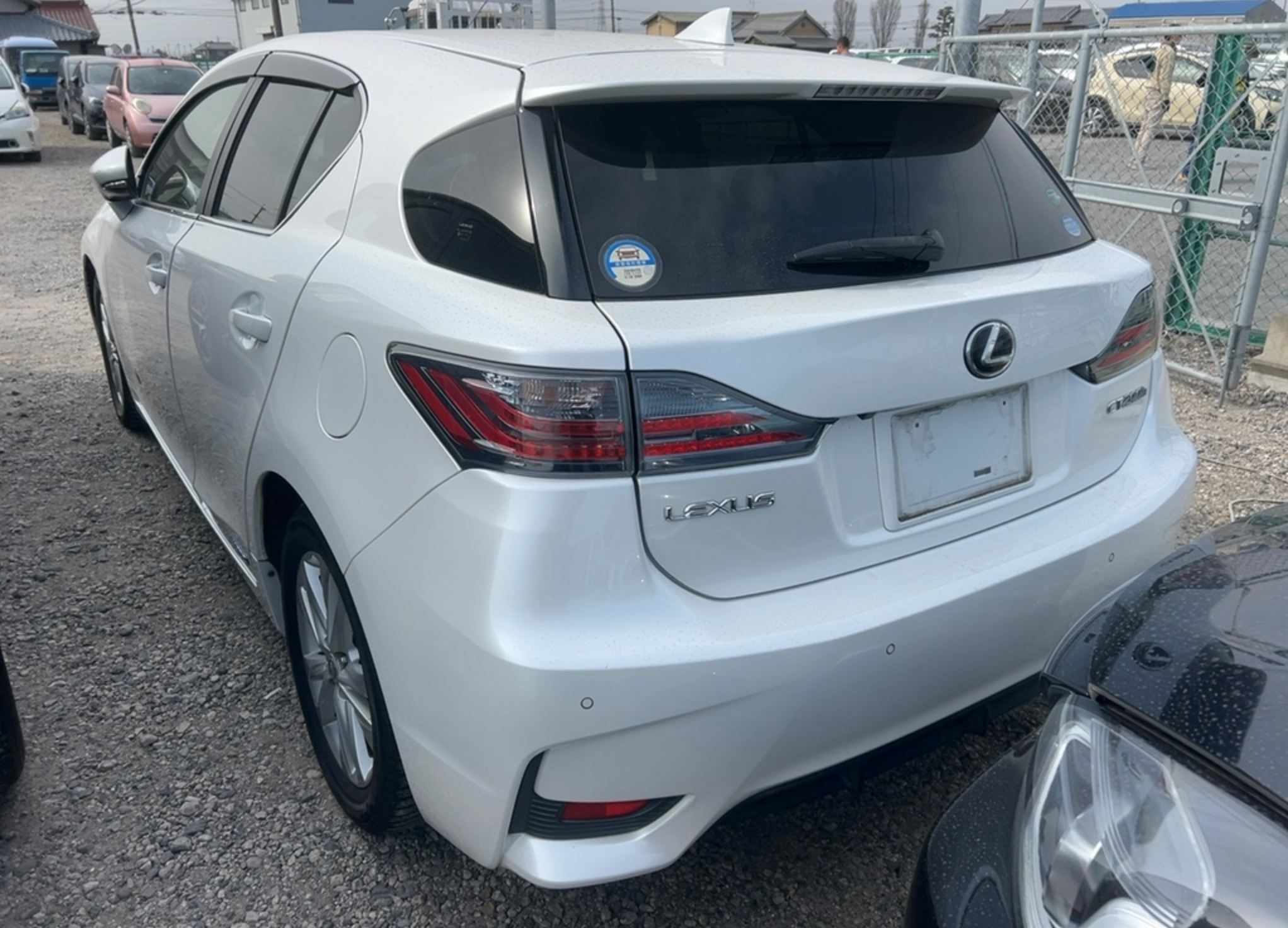 2015 Lexus CT200h Version C – Pearl White – €13,950