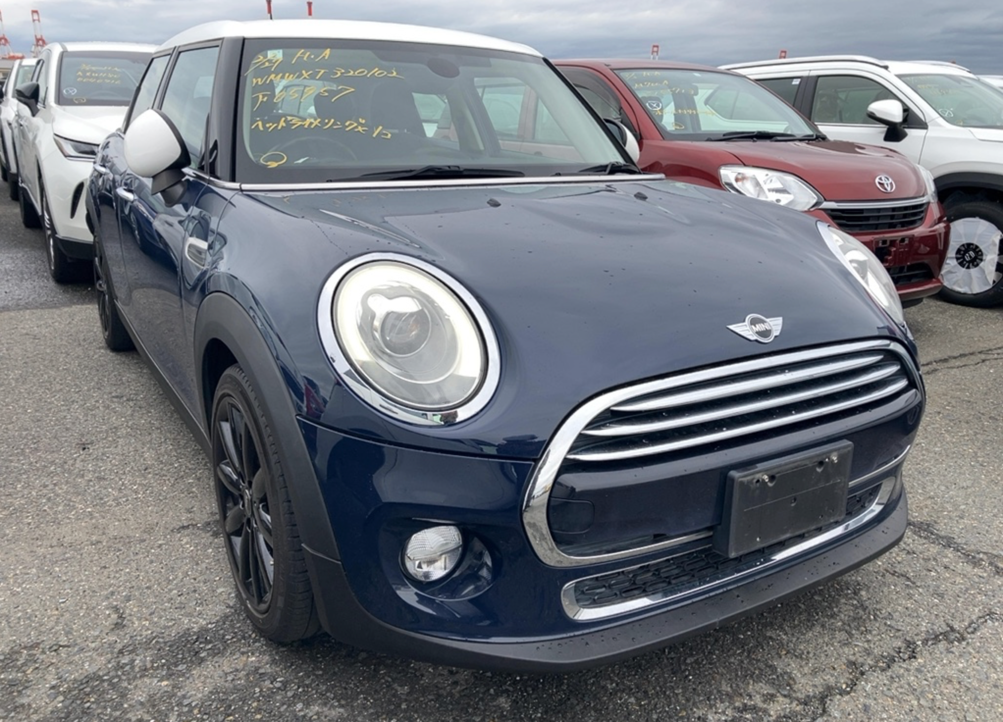 2017 MINI Cooper Diesel – Stunning Blue – Only 105,000kms – €10,950
